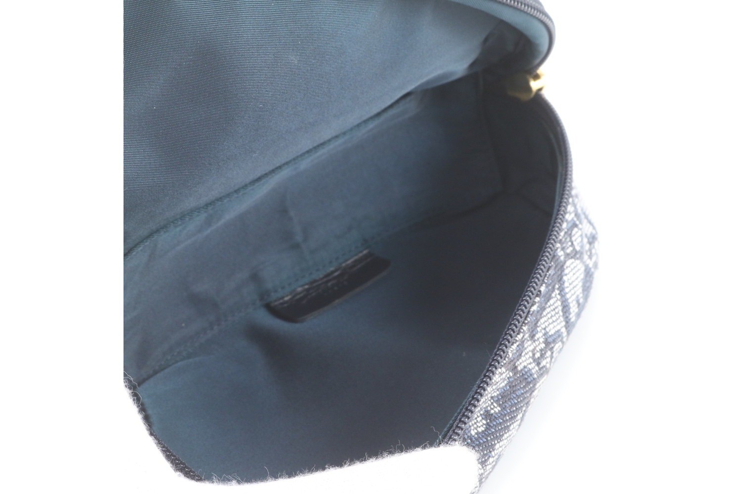 Trotter Saddle Pouch Leather Clutch Bag — view 6