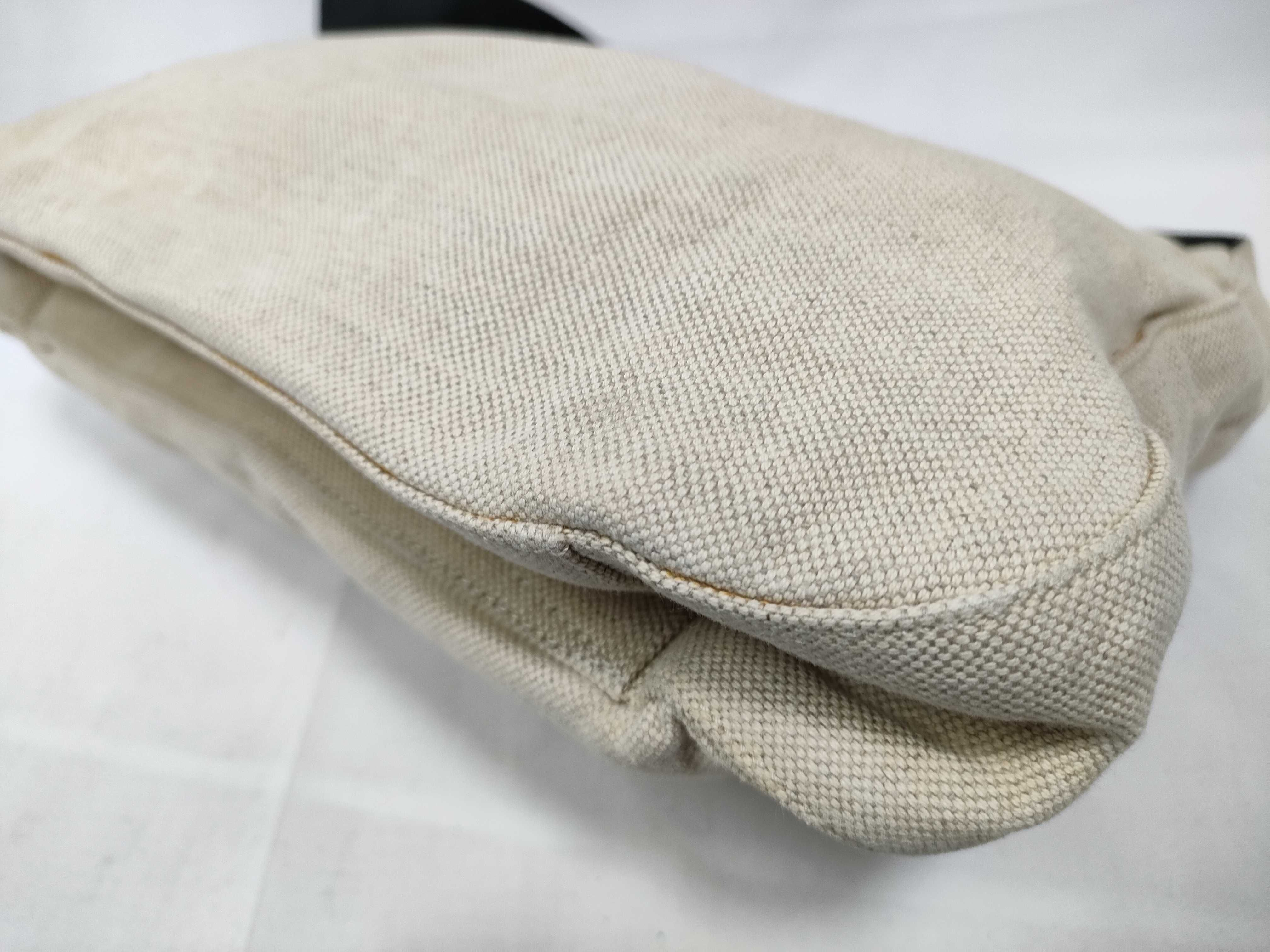 Triangle Plate One-Shoulder Bag — view 4