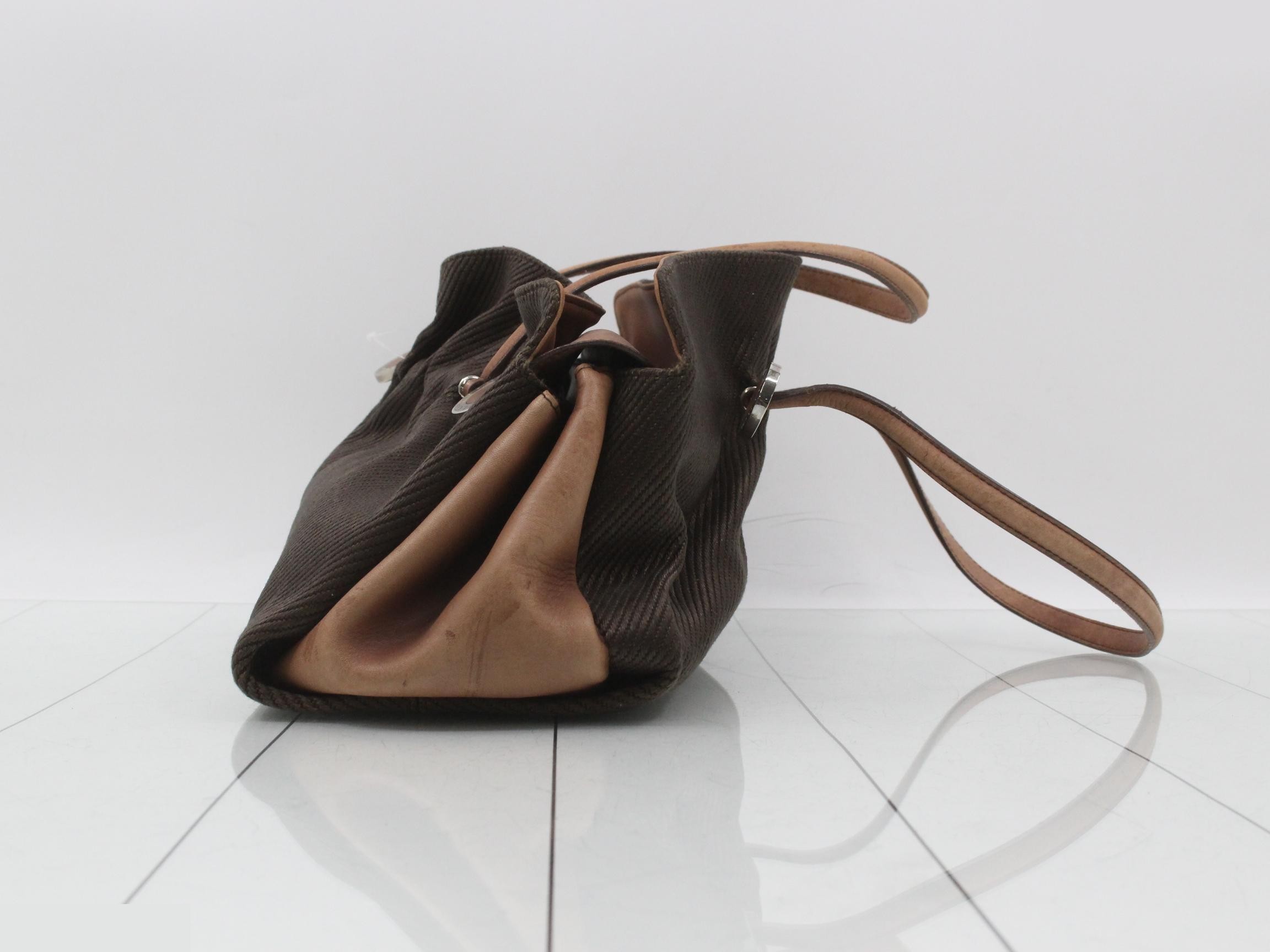 handbag — view 3