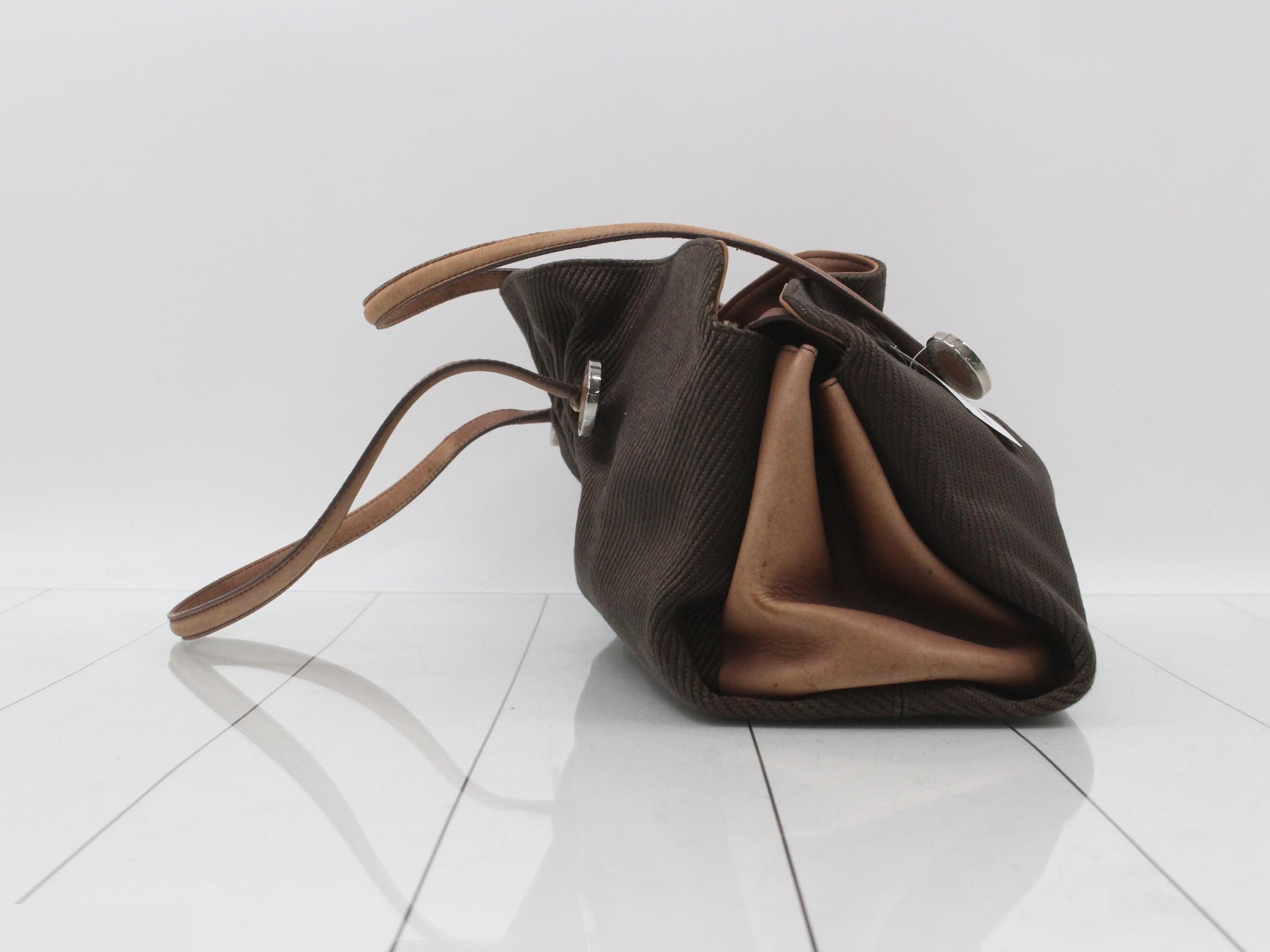 handbag — view 4