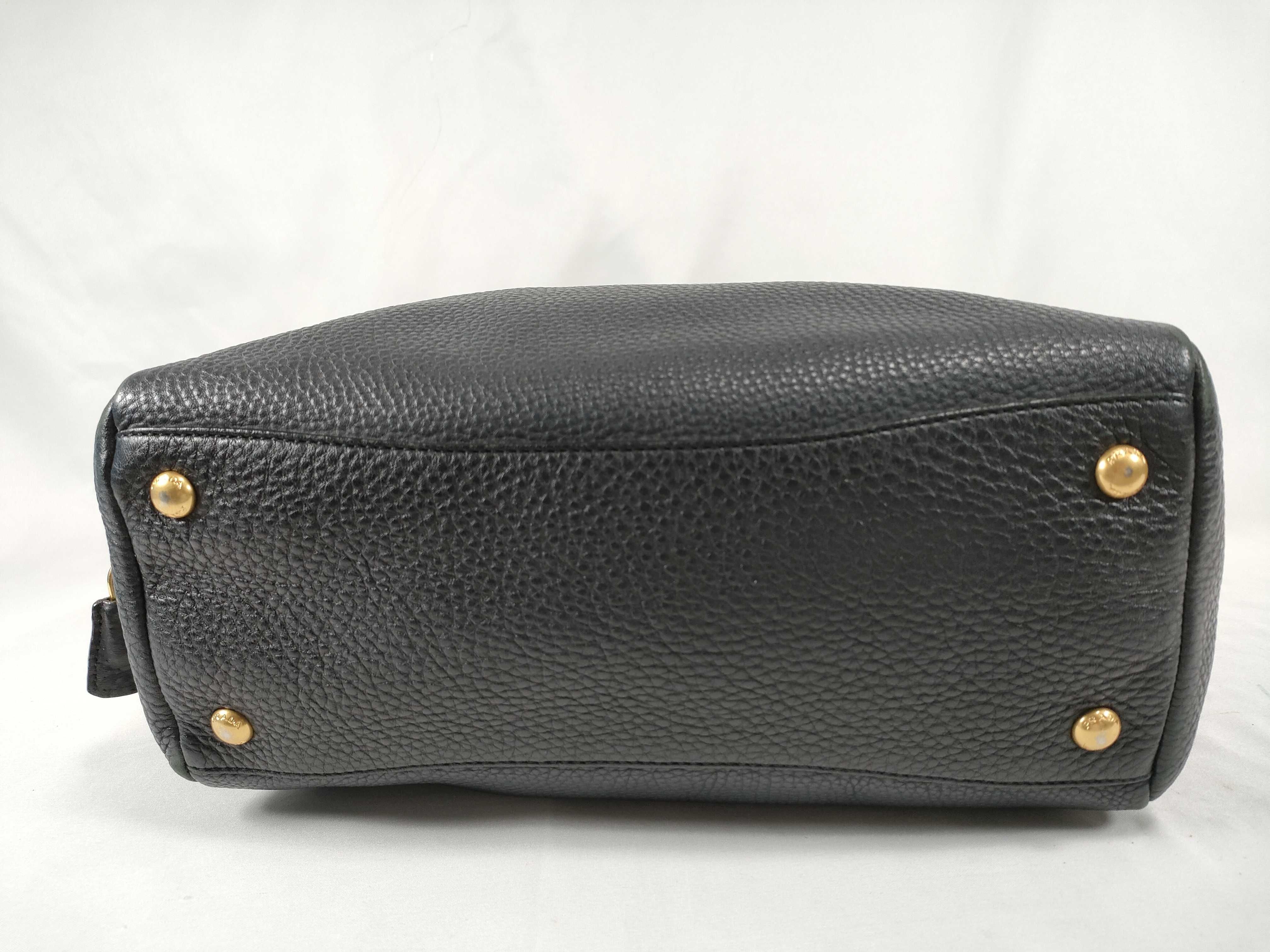 Vitello Daino/Black/B3091M Handbag — view 8
