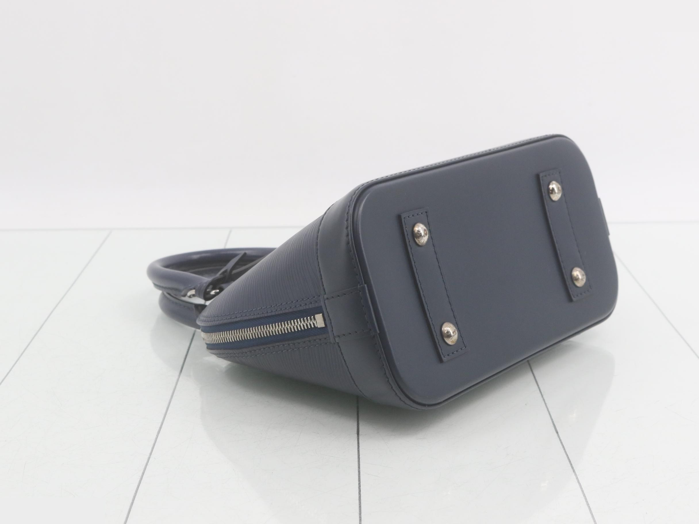 Epi Alma BB Indigo Blue 2-Way Handbag — view 5
