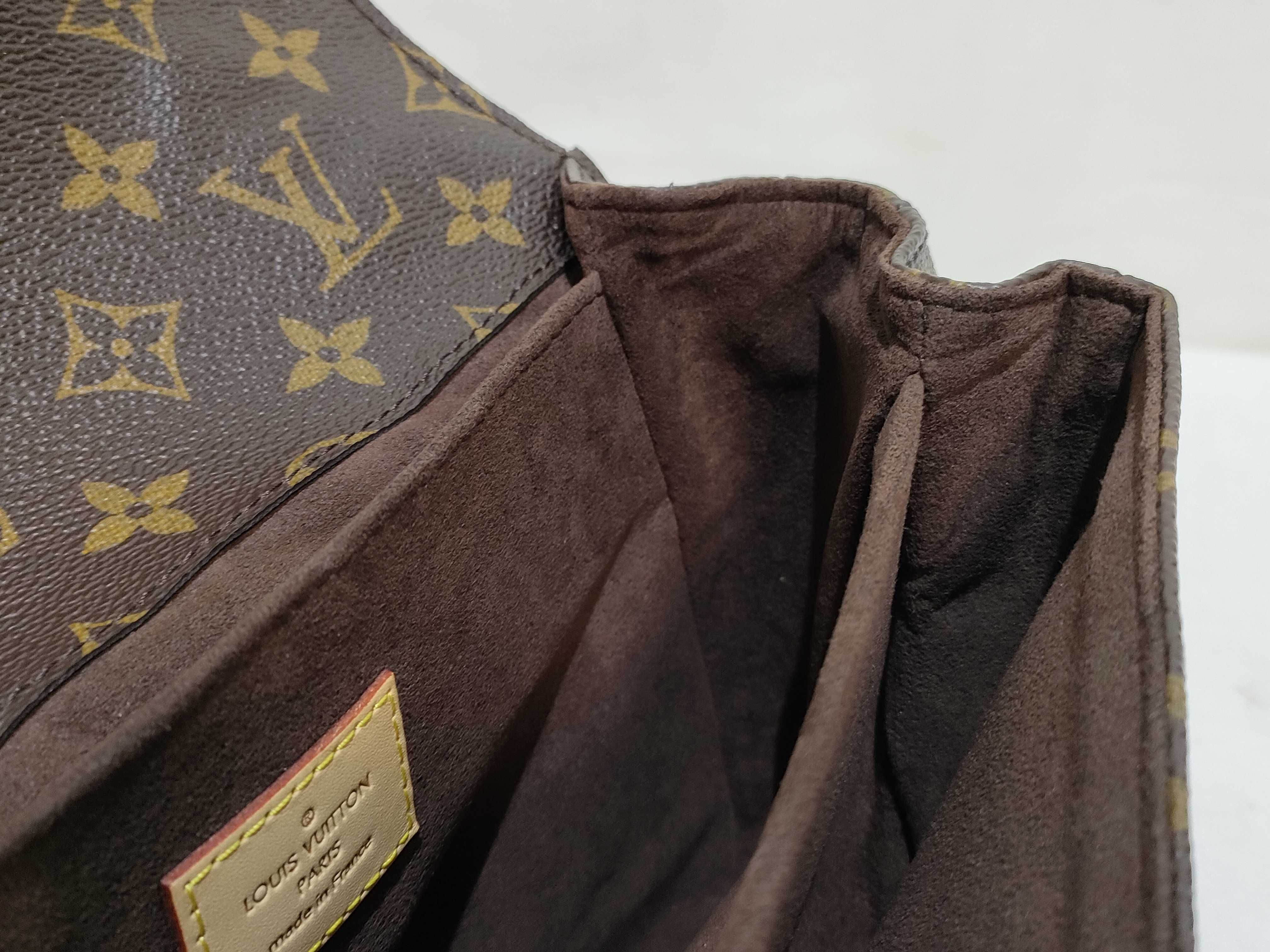 Monogram Louis Vuitton Pochette Métis Shoulder Bag Handbag — view 11