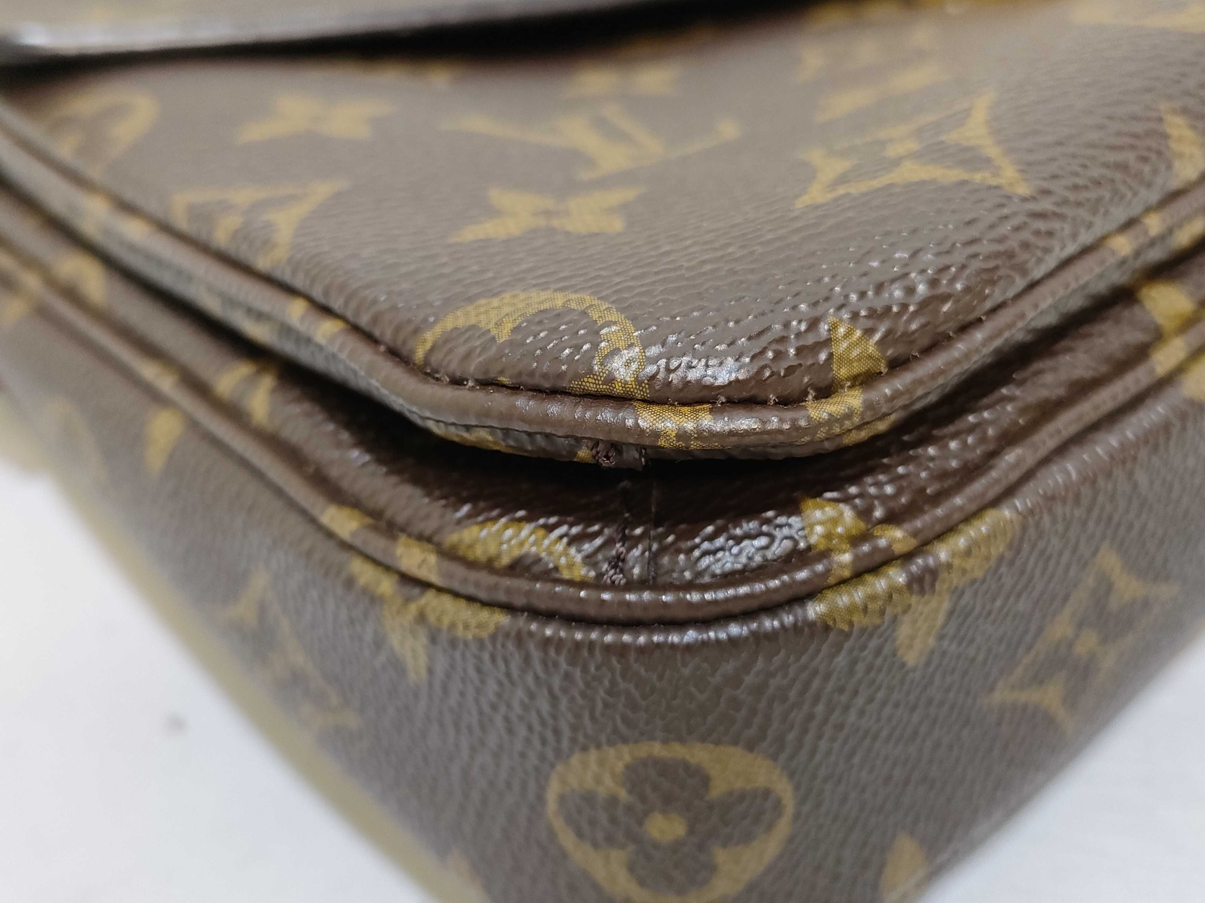 Monogram Louis Vuitton Pochette Métis Shoulder Bag Handbag — view 5