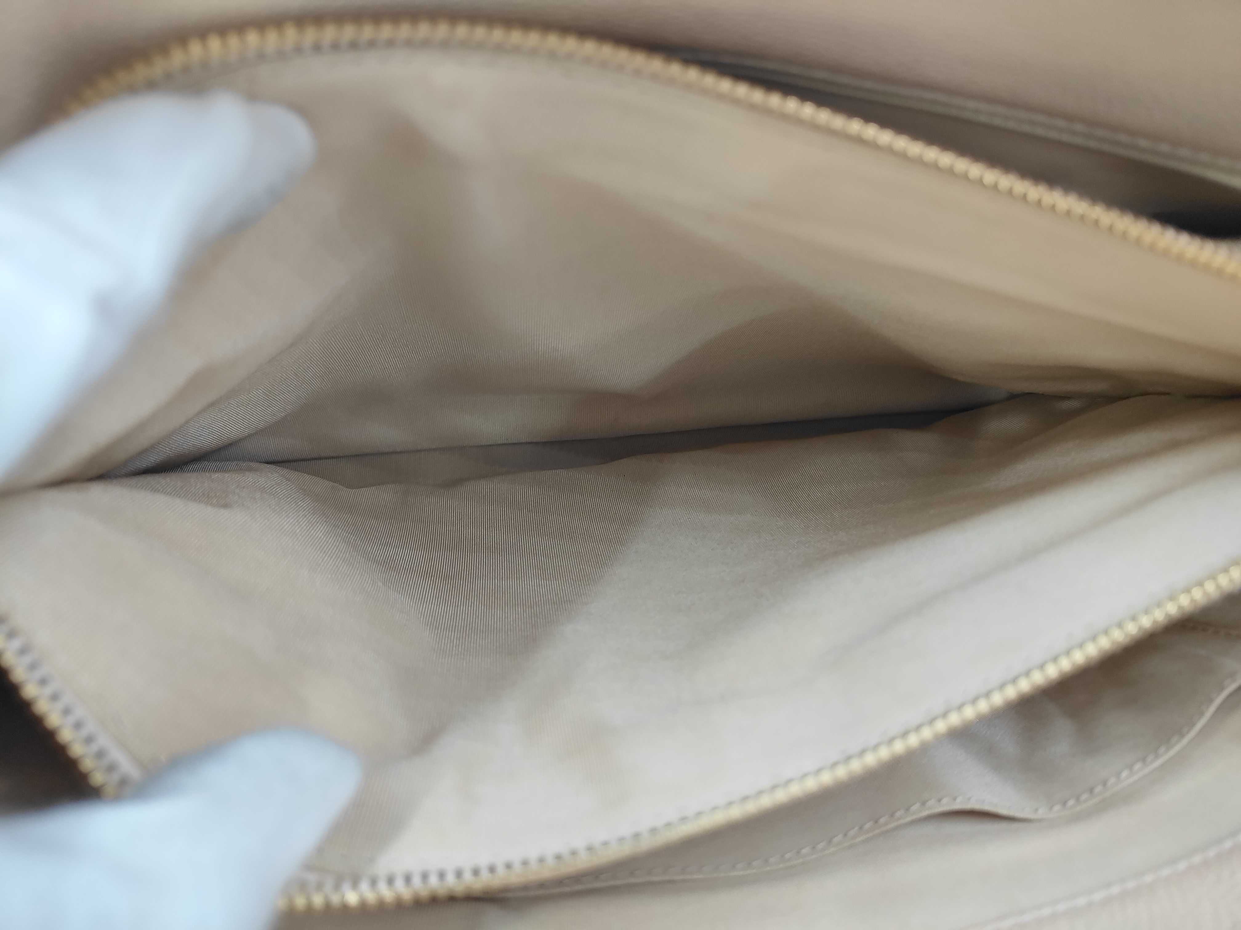 GST Tote Bag, Seal, Series 12, A50995, Caviar Skin, 12914151 Tote Bag — view 12