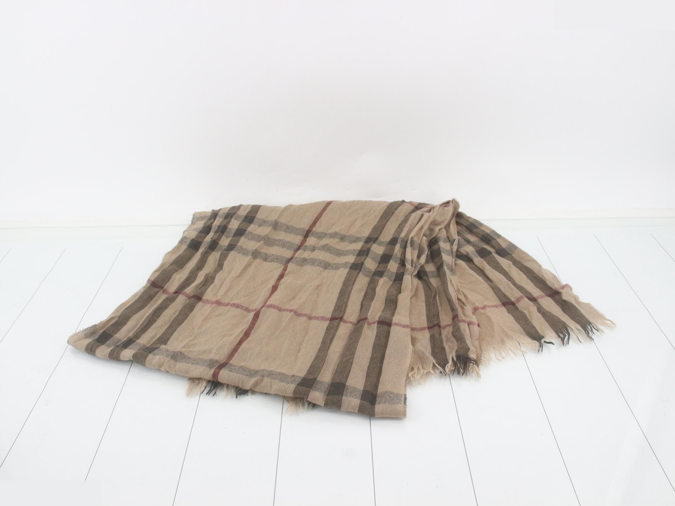 Nova Check Scarf — view 3