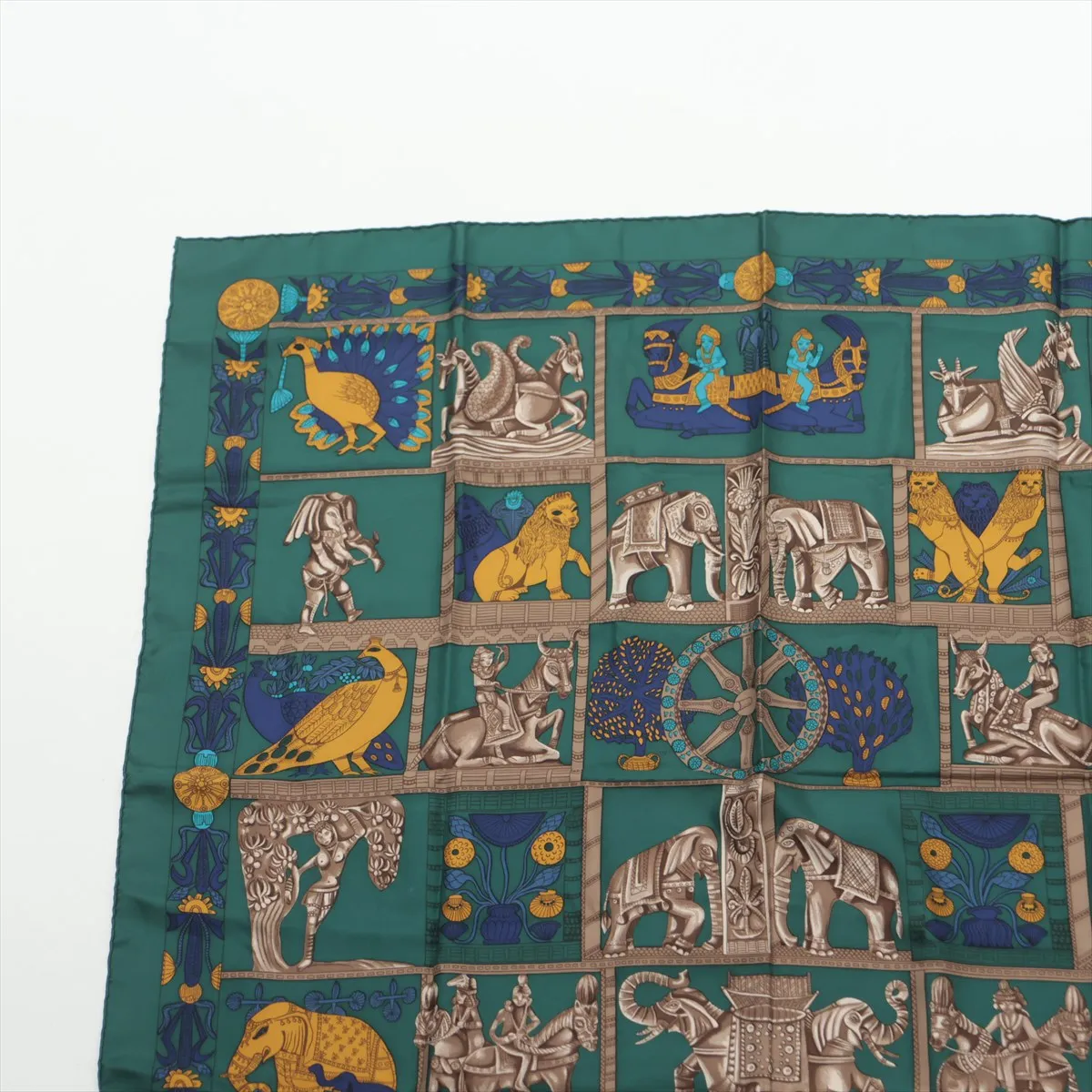Carre 90 TORANA (Tower Gate) Scarf, Silk, Green. Shows signs of wear, — view 2