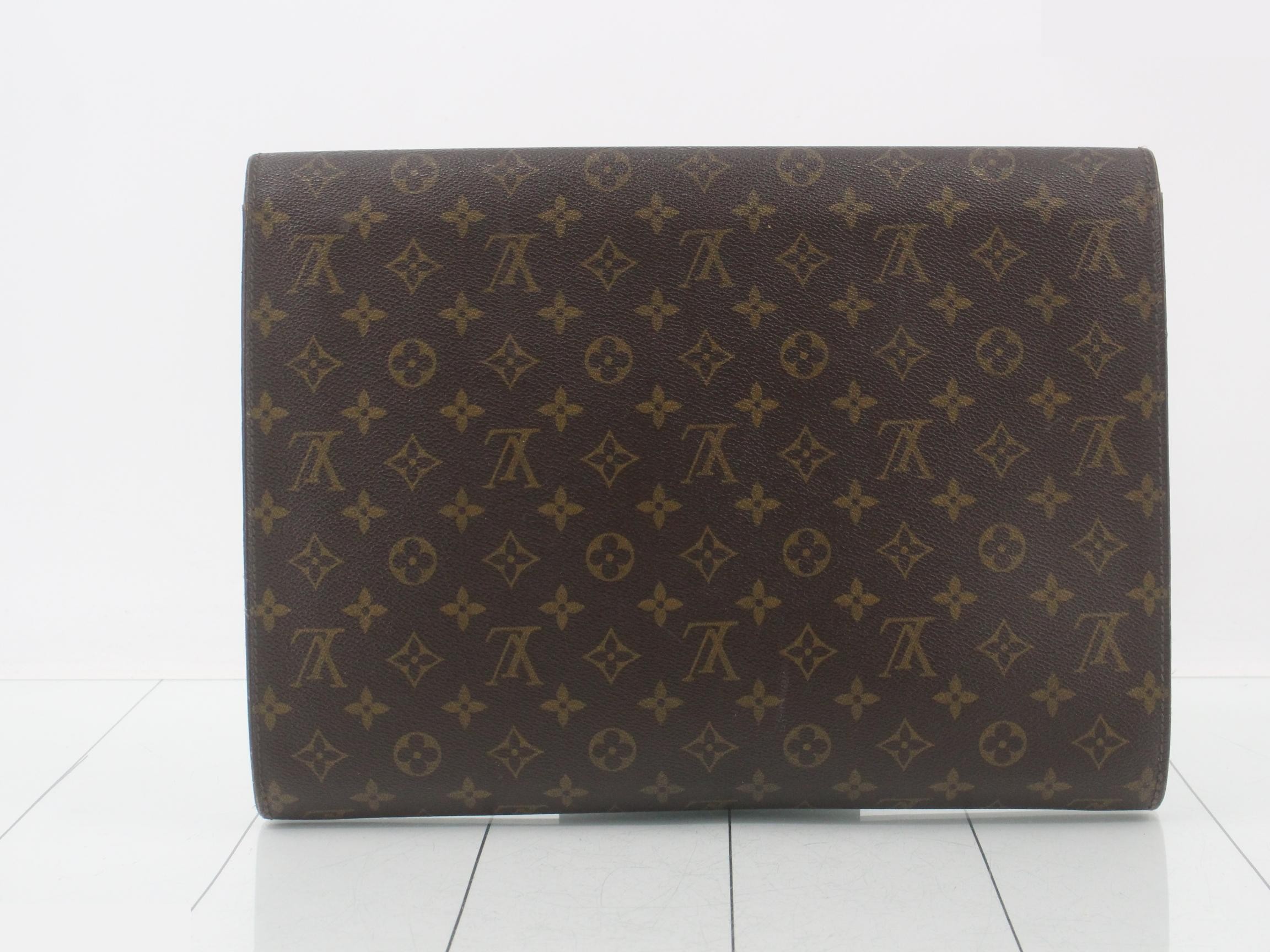 LV M53445 Monogram Clutch Bag — view 2