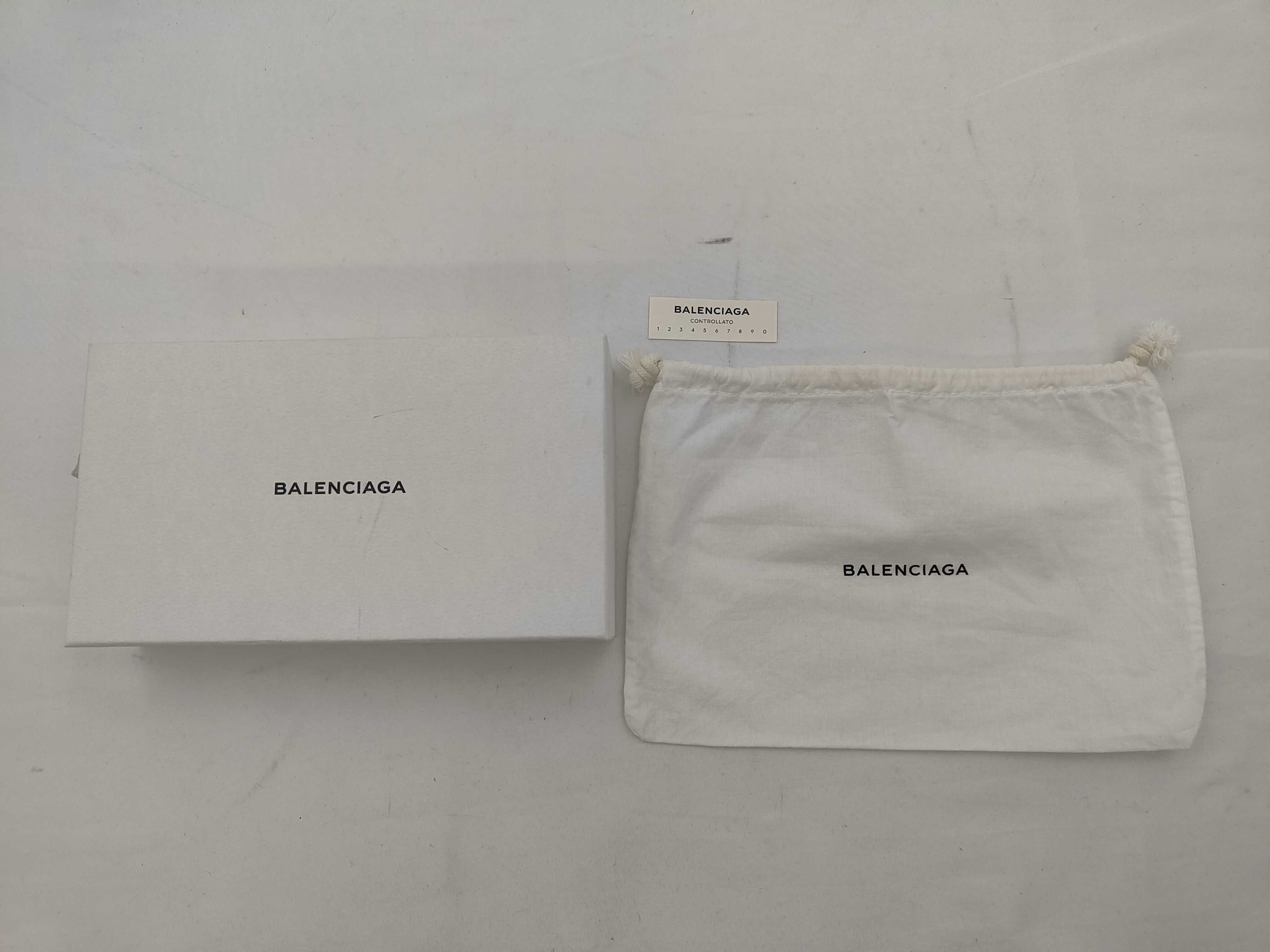 wallet — view 8