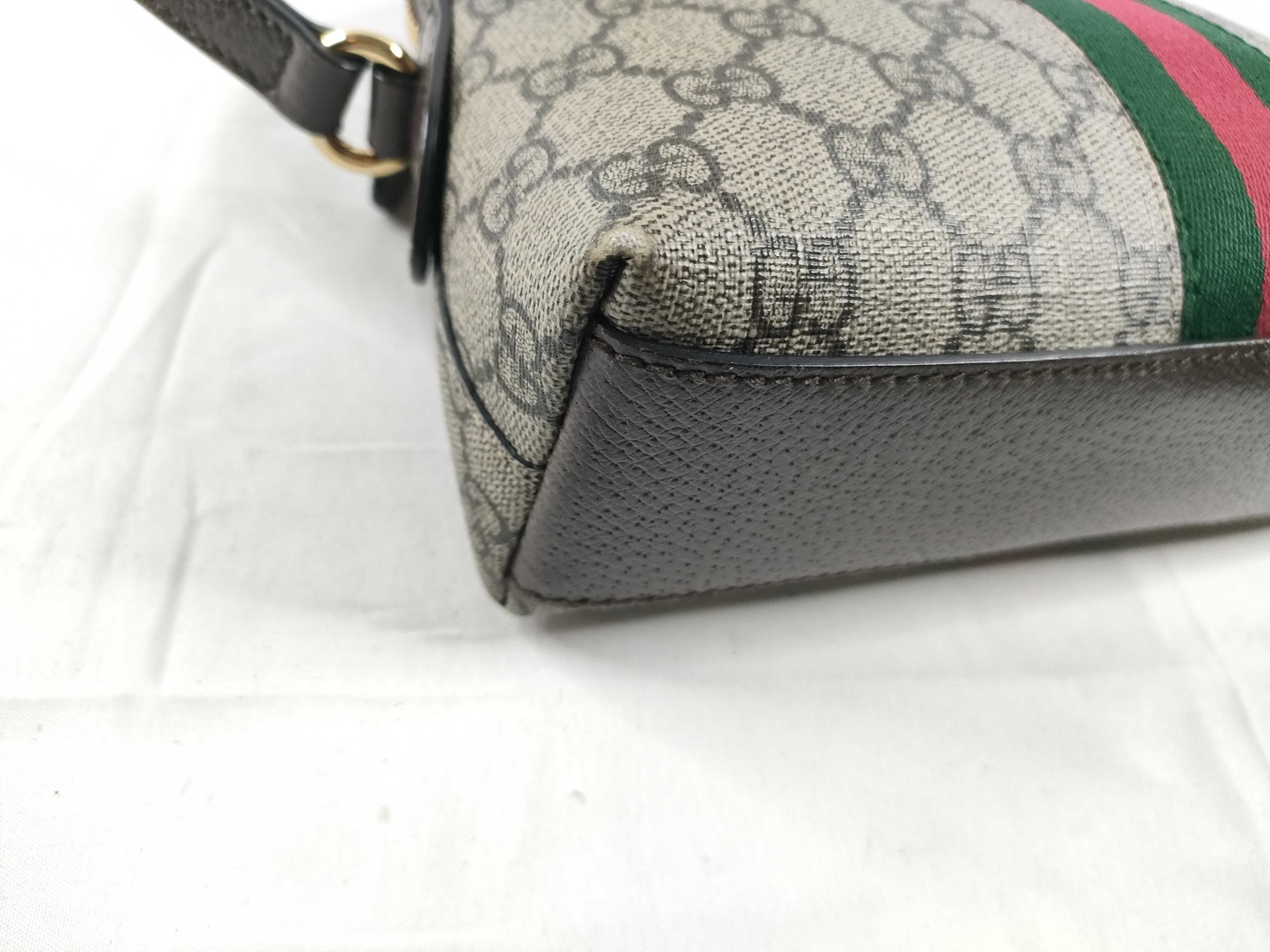 GG Supreme Shoulder Bag with Dust Bag — view 3