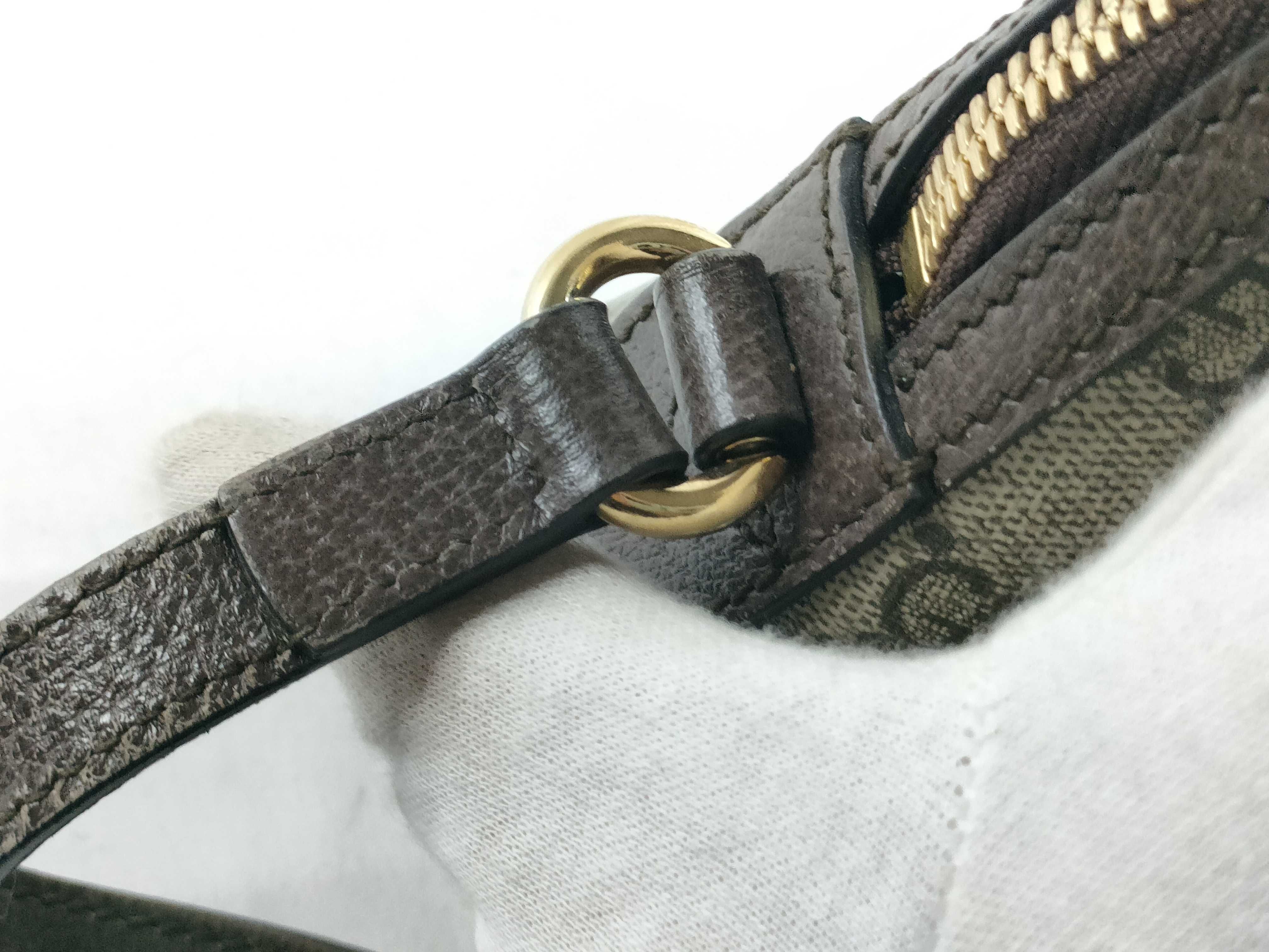 GG Supreme Shoulder Bag with Dust Bag — view 8