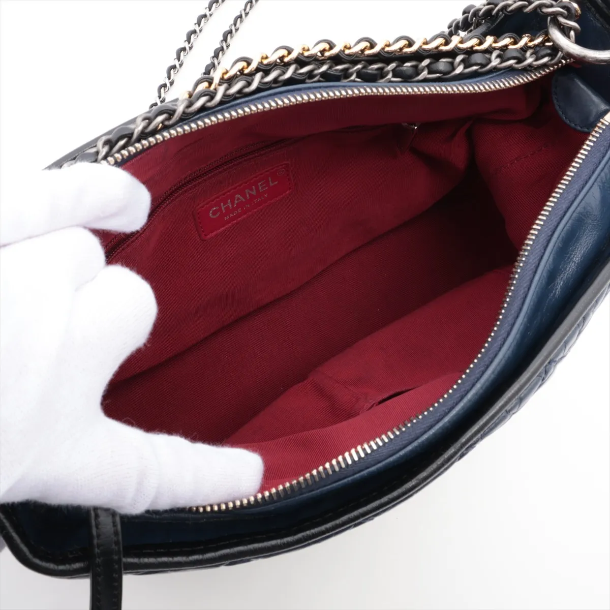 Gabriel de Chanel Vintage Calf Chain Shoulder Bag Blue Gold x Silver Hardware 24152887 24th Series — view 6