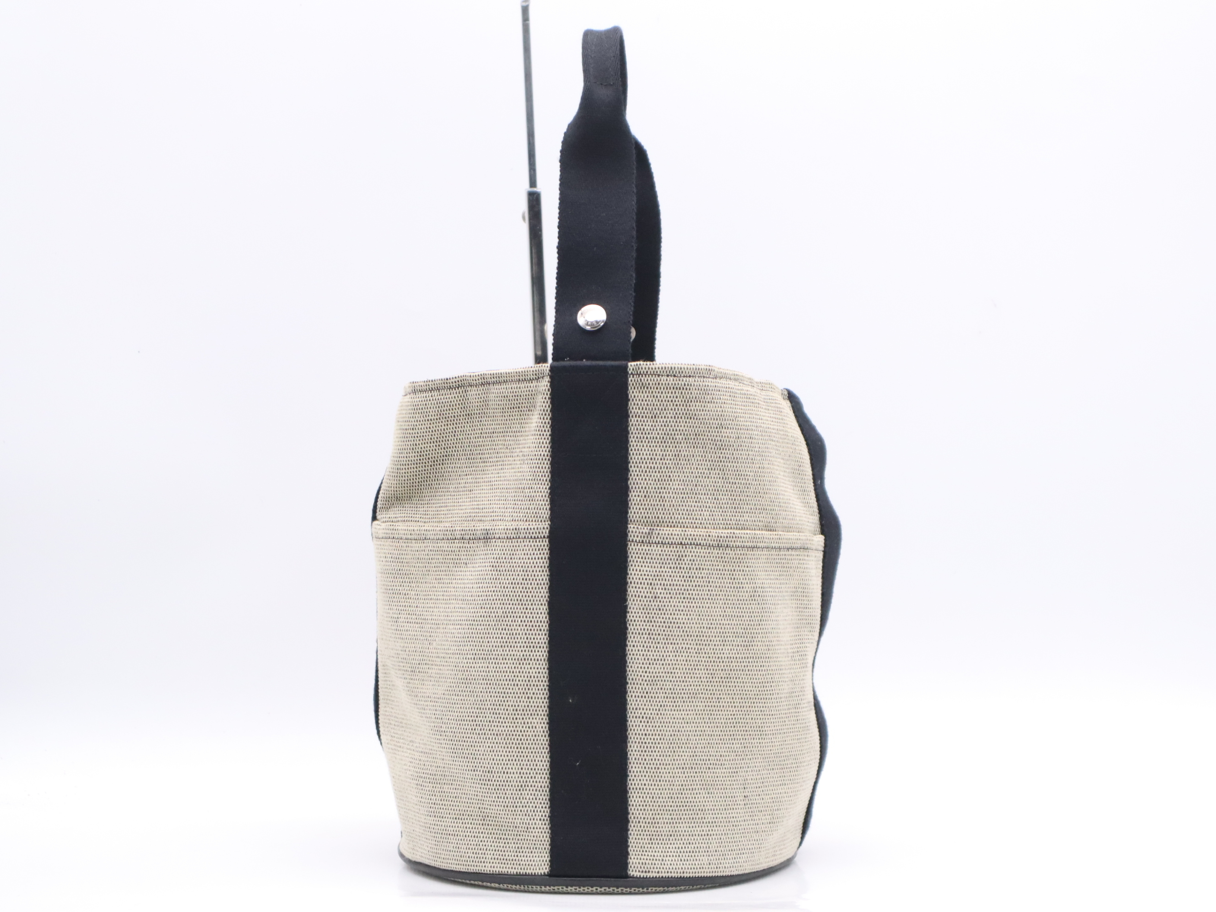 Canvas Saxo MM Beige Black Silver Hardware Handbag