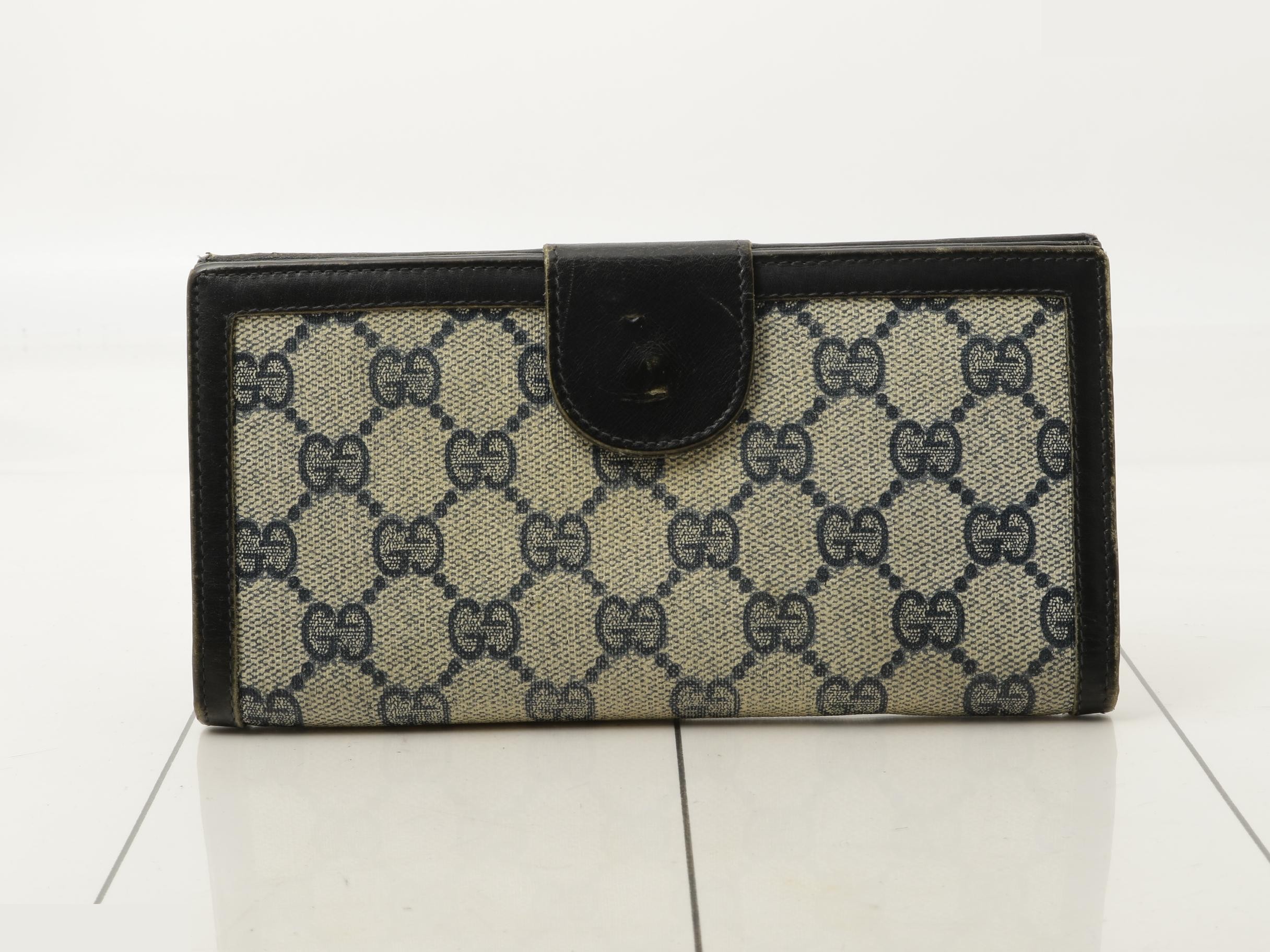 GG Supreme Navy Long Wallet — view 2