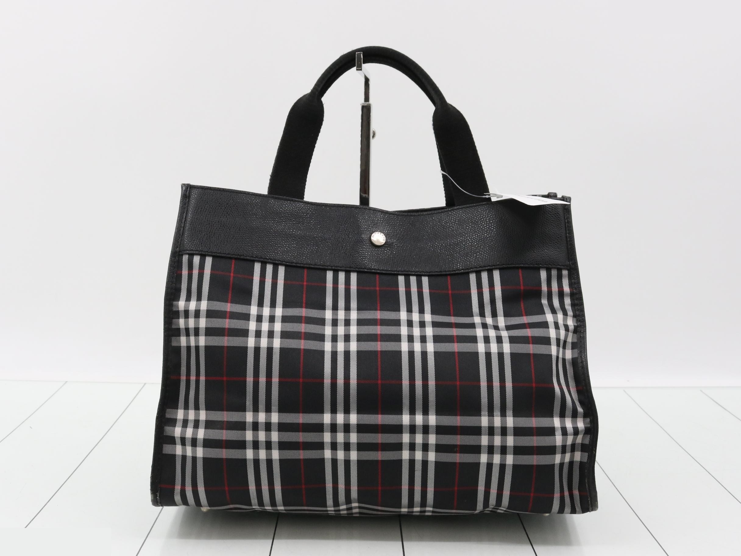 Checkered tote bag