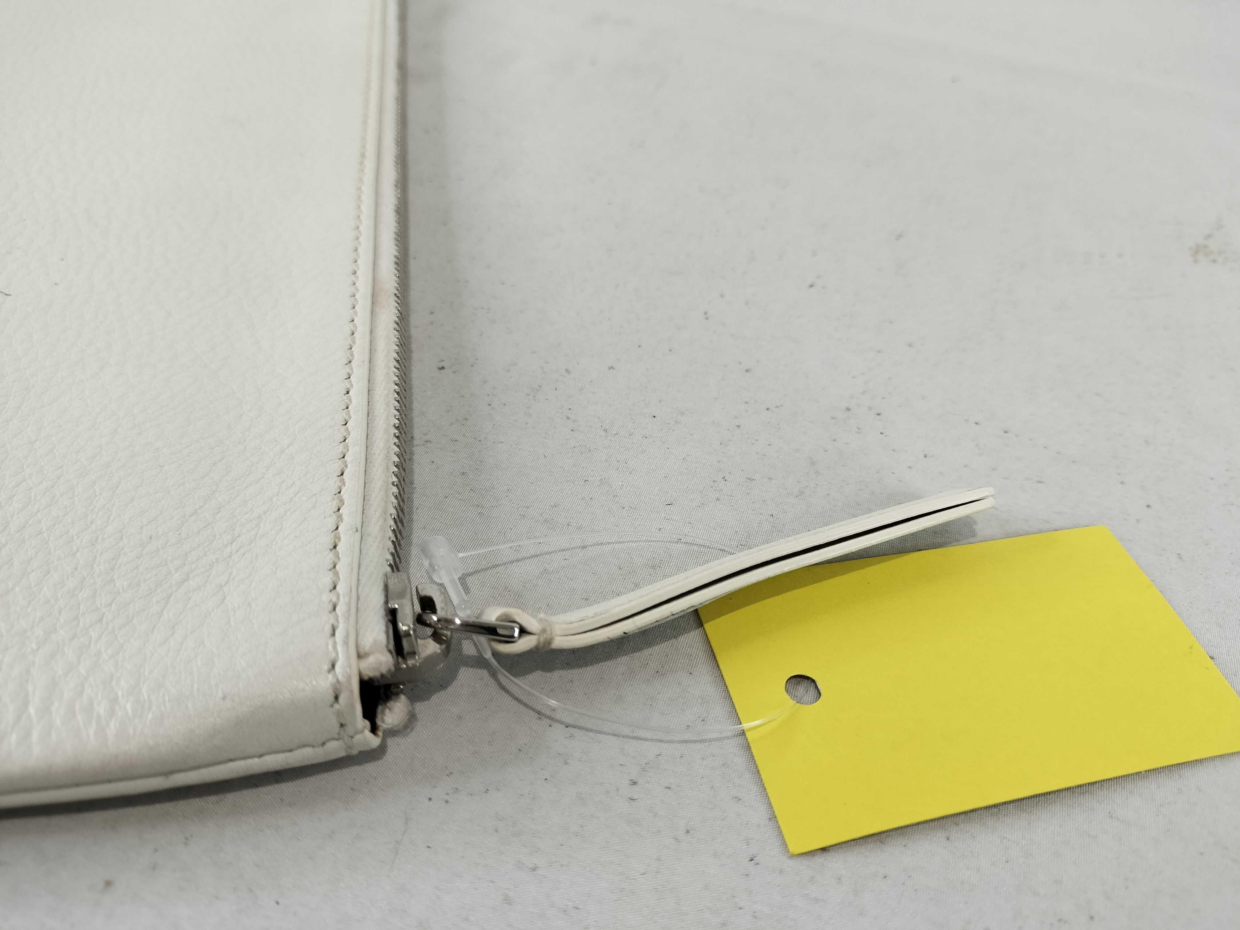 Shopping Clip M Leather Clutch Bag White 485110 Pouch — view 6