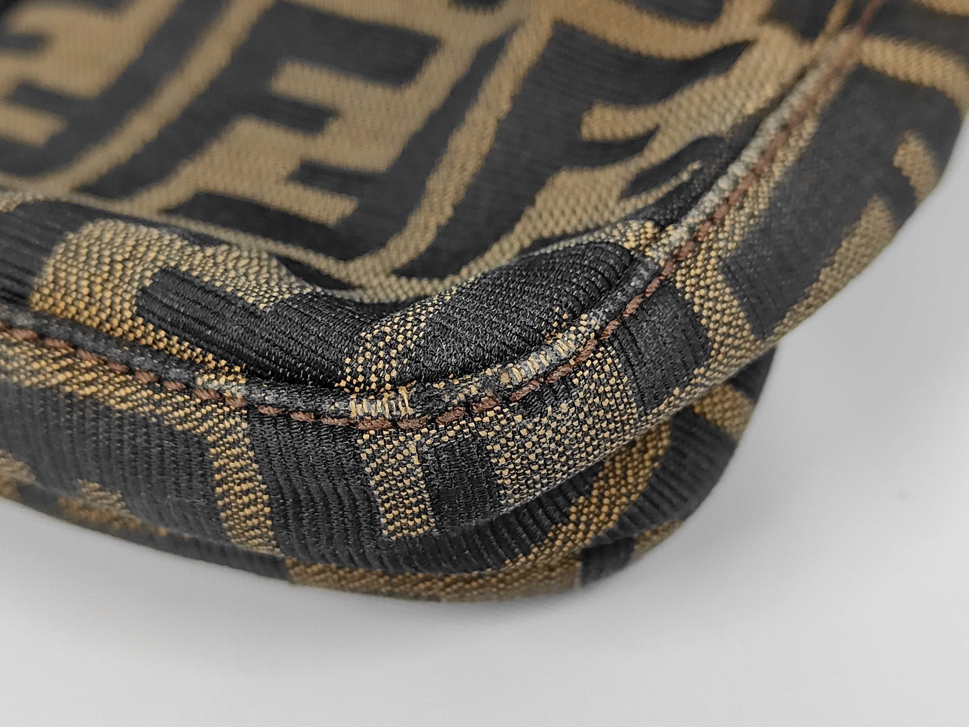 handbag — view 4