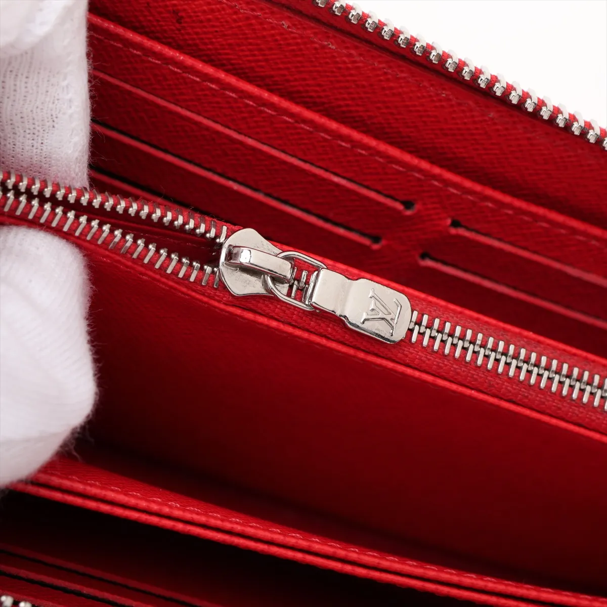Epi Zippy Wallet M61859 MI0137 Coquelicot Round Zip Wallet — view 12