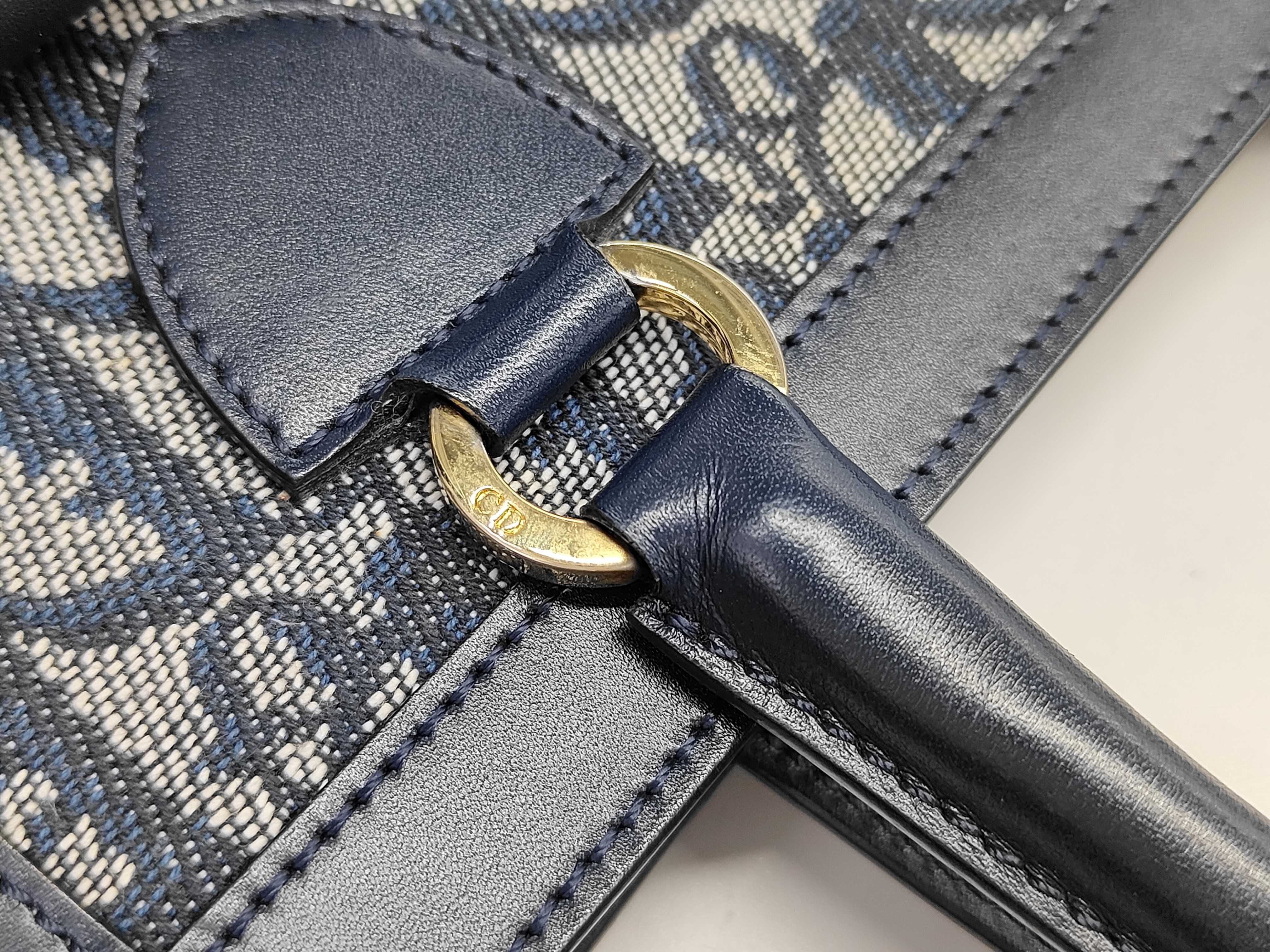Trotter Canvas Leather Handbag — view 7