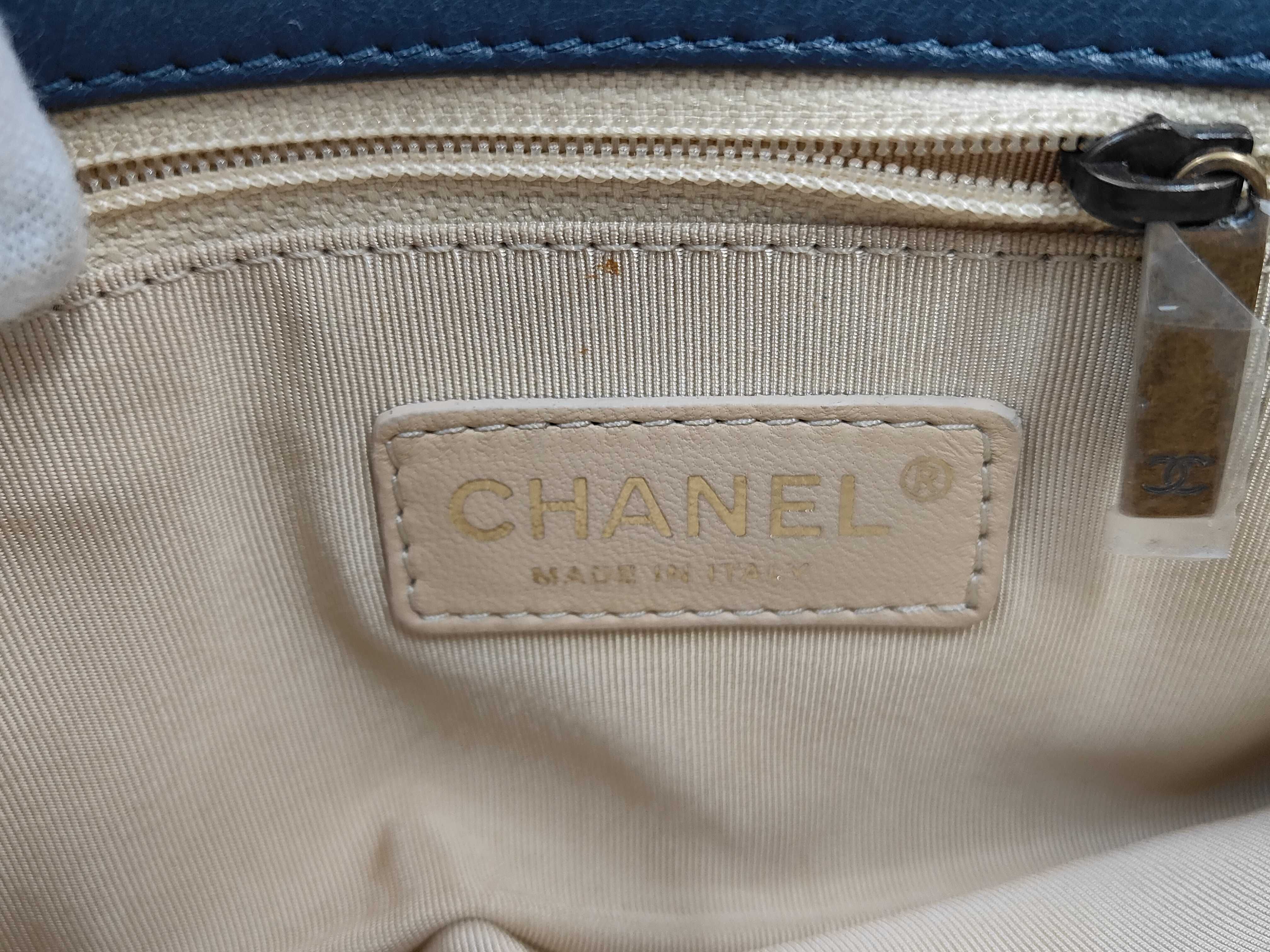 Lambskin Matelassé Chain Shoulder Bag (Blue-Gray) — view 13
