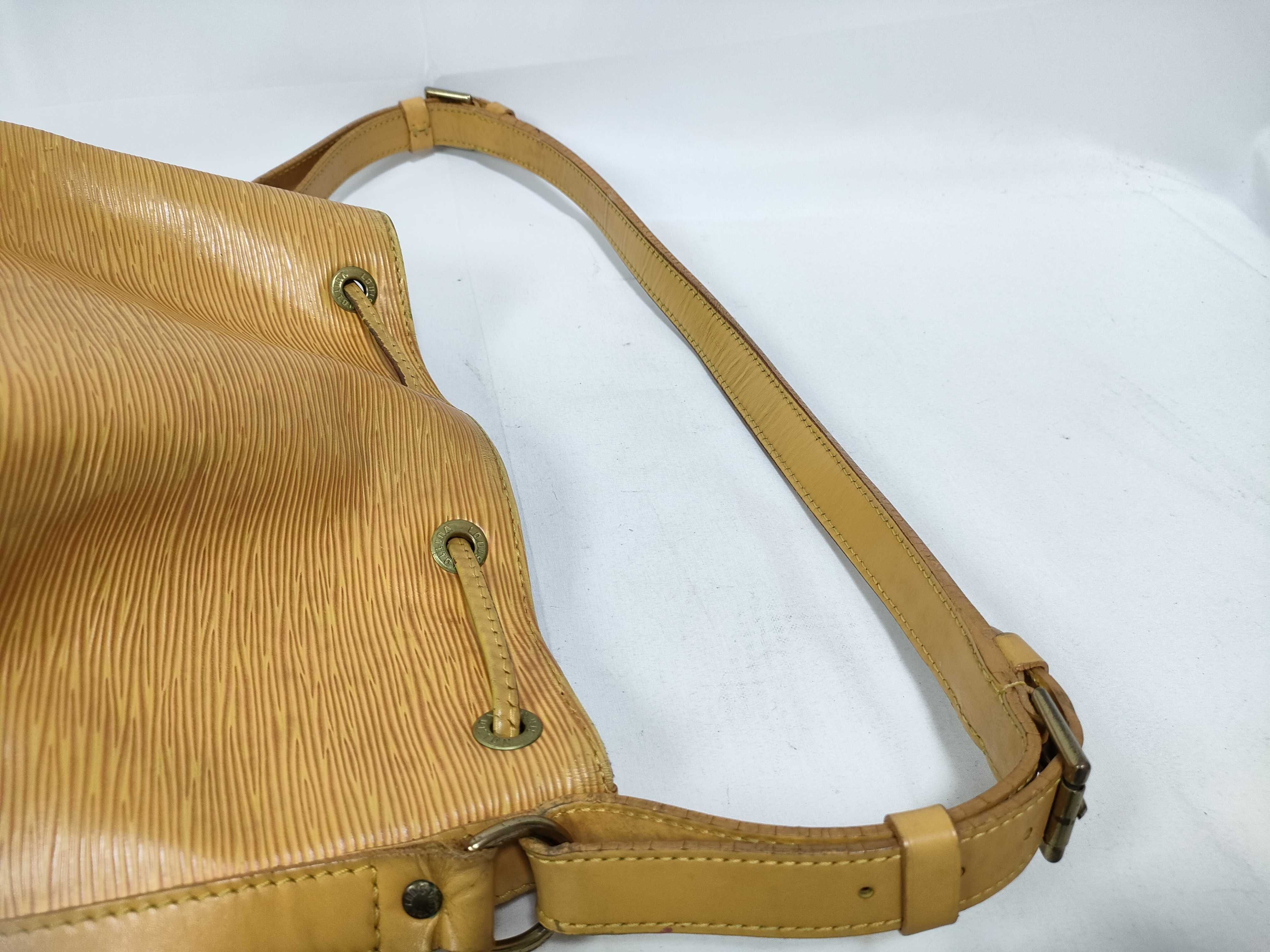 Epi Petit Noé Tassili Yellow M44009 AR0964 Shoulder Bag — view 11