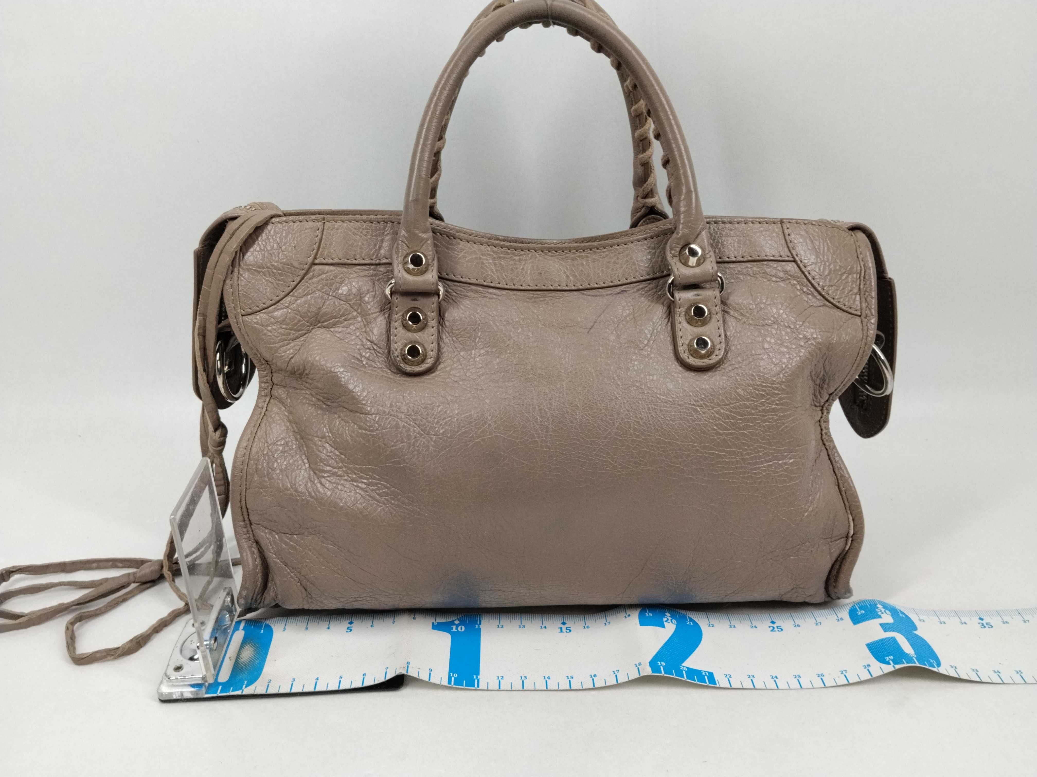 The City ID - Graffiti Classic City Cow Skin Handbag 431621 Mirror Included 1 Handbag — view 2