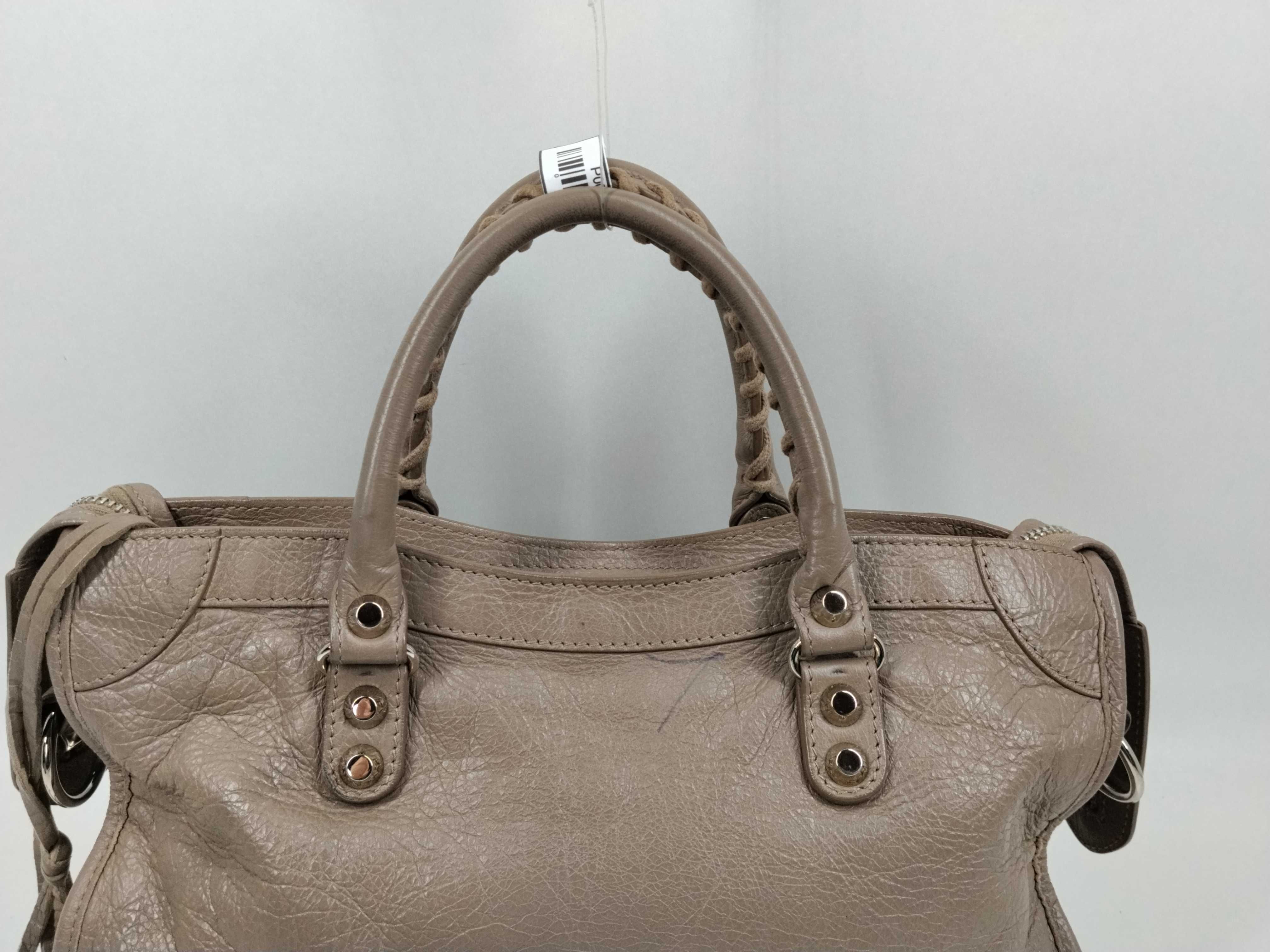 The City ID - Graffiti Classic City Cow Skin Handbag 431621 Mirror Included 1 Handbag — view 4