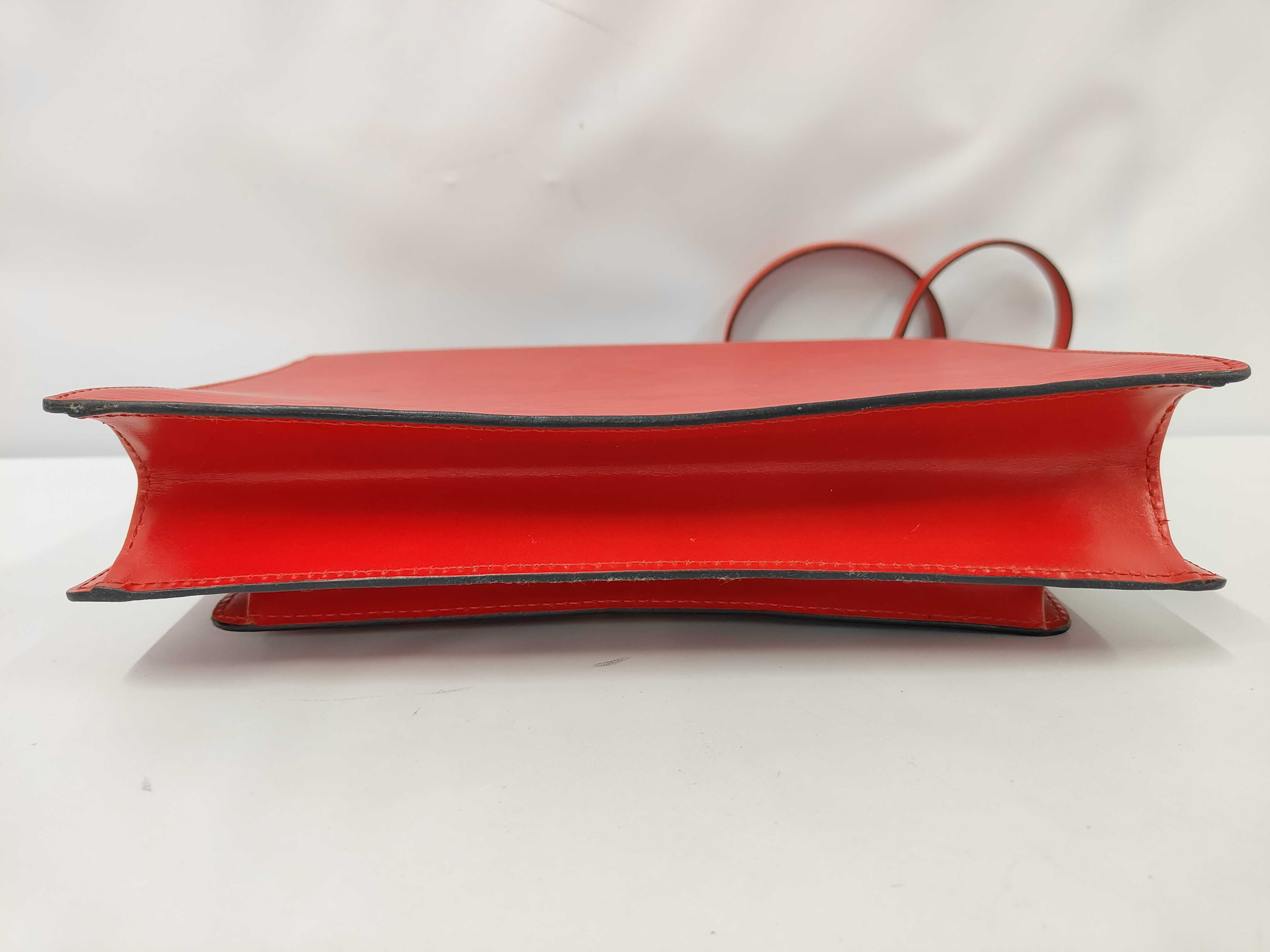 Epi Monceau 2-way shoulder bag with strap, Castilian red. — view 3