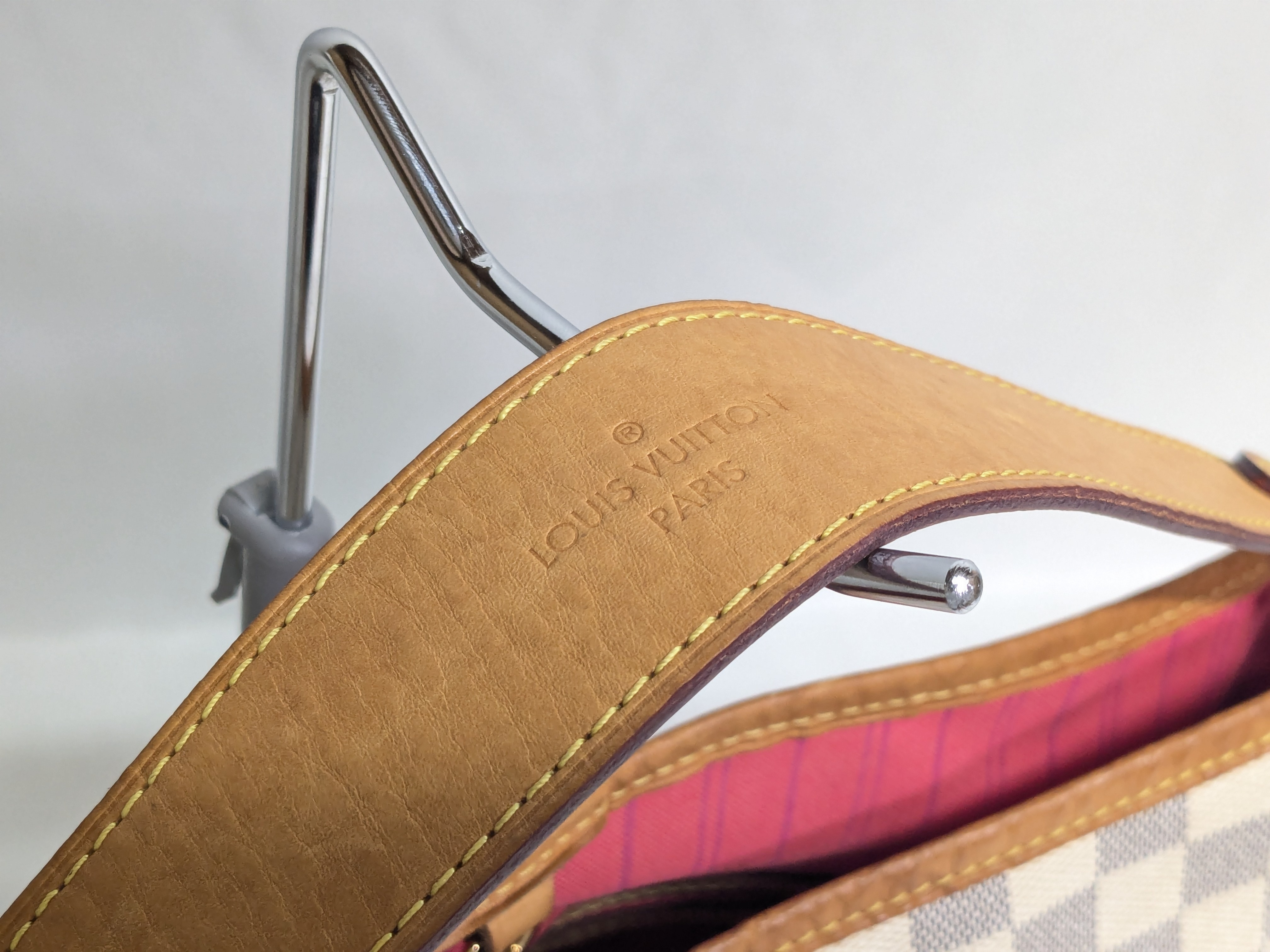 LV Azur Delightful PM Shoulder Bag — view 4