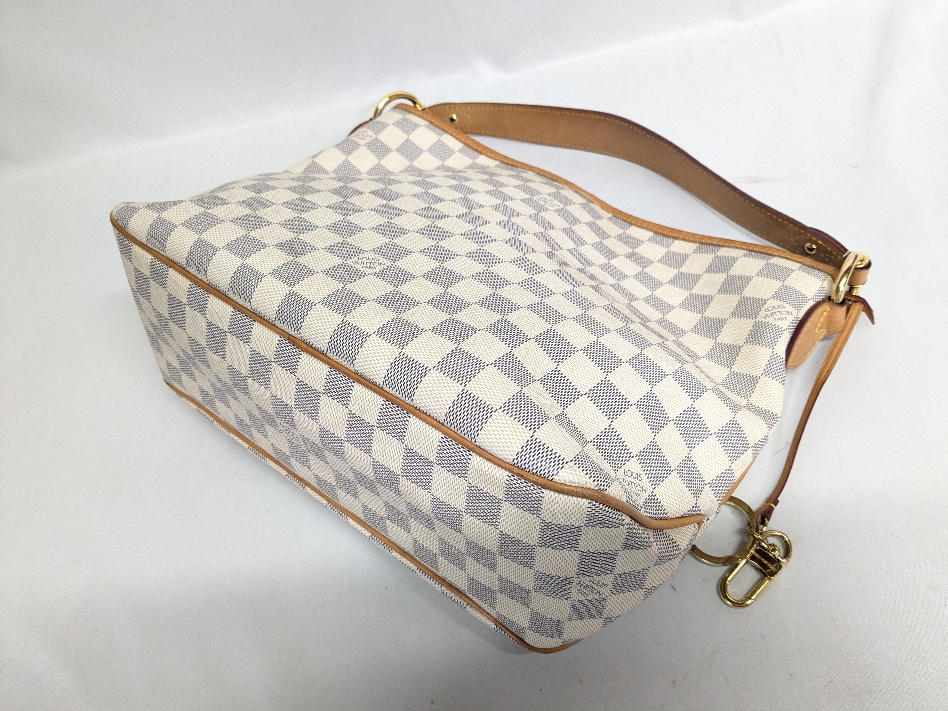 LV Azur Delightful PM Shoulder Bag — view 6