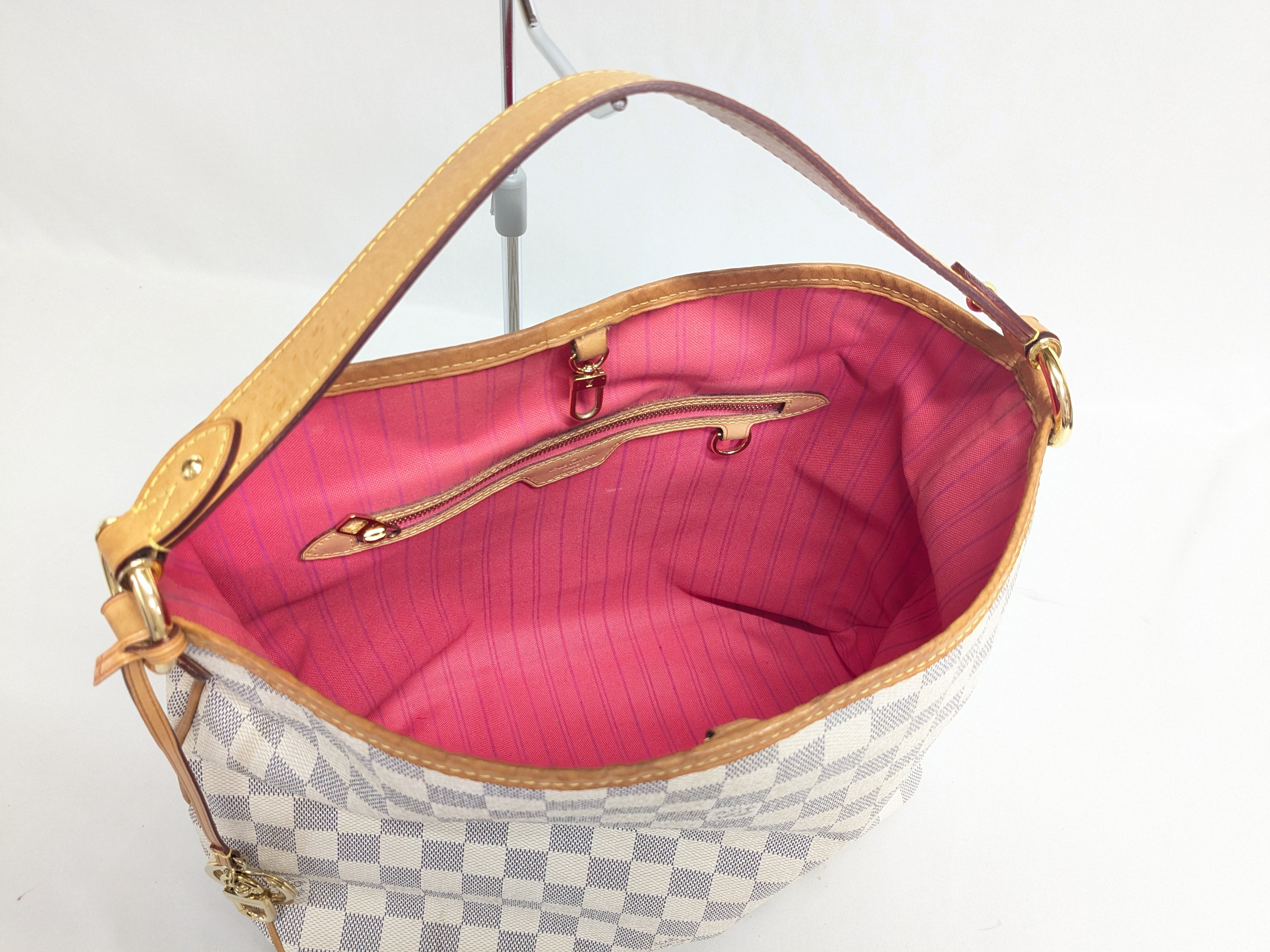 LV Azur Delightful PM Shoulder Bag — view 7