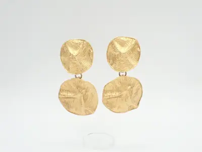 Other lines: Precious metals and earrings
