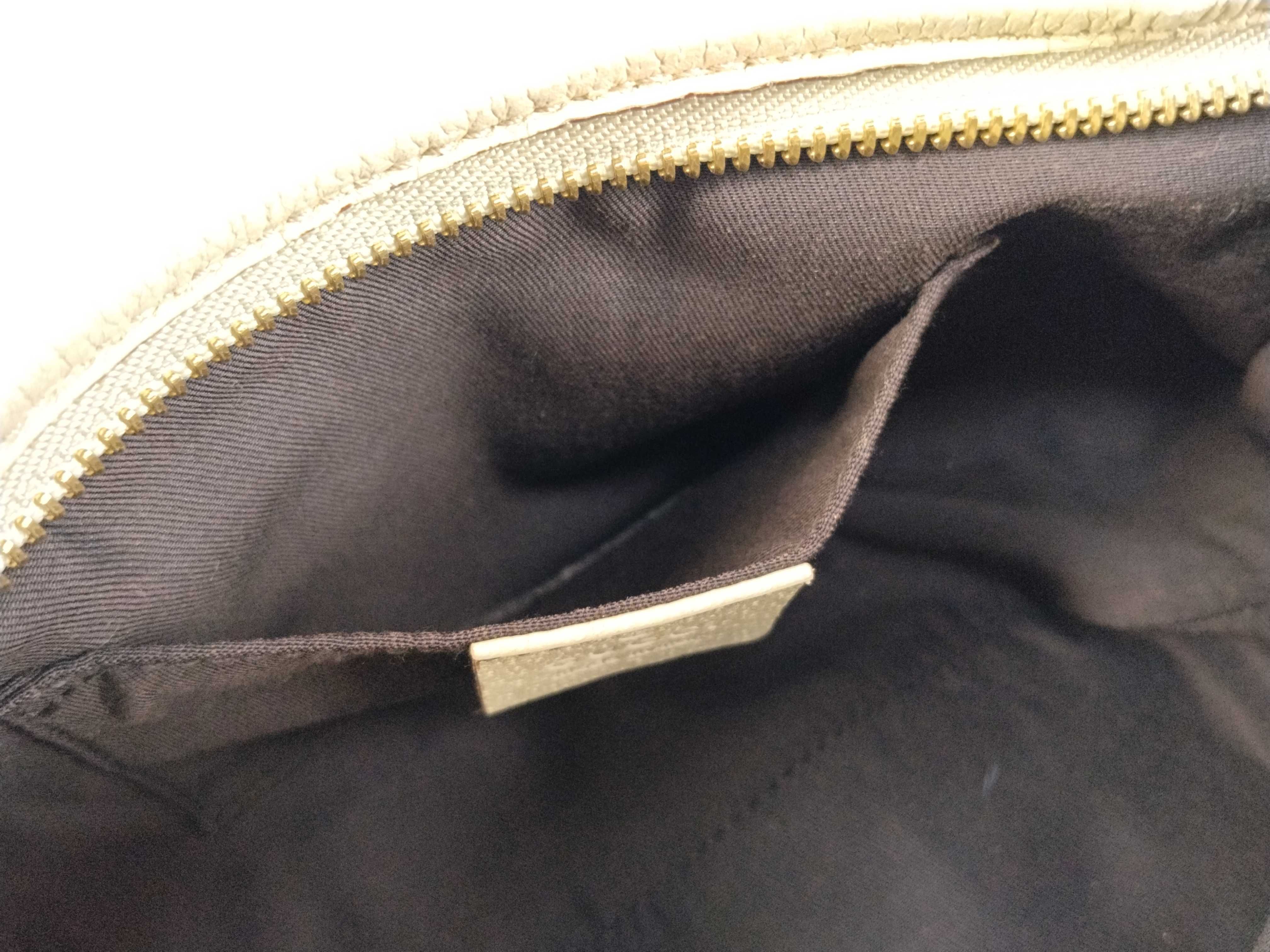 GG Canvas Shoulder Bag — view 13