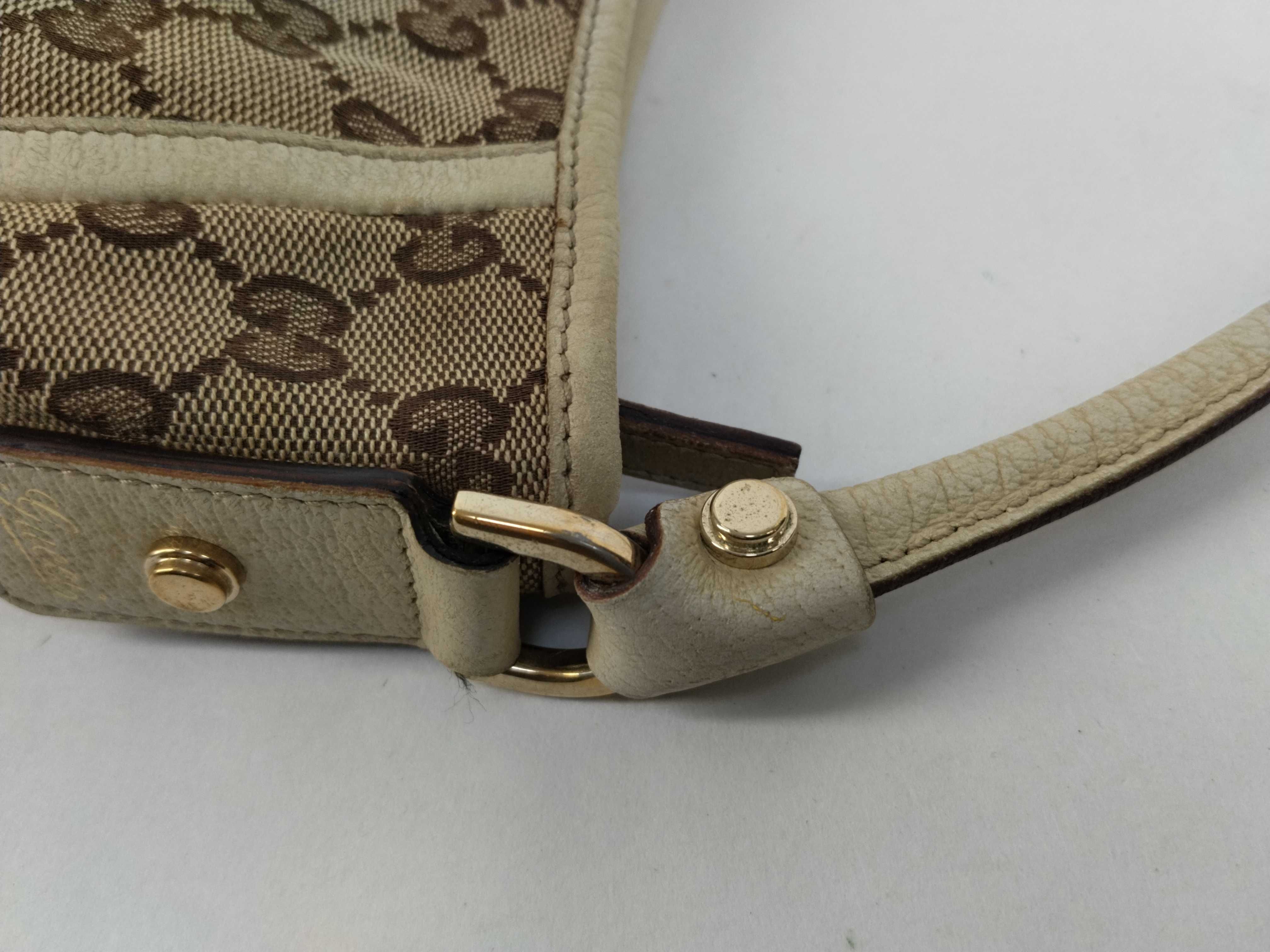 GG Canvas Shoulder Bag — view 5