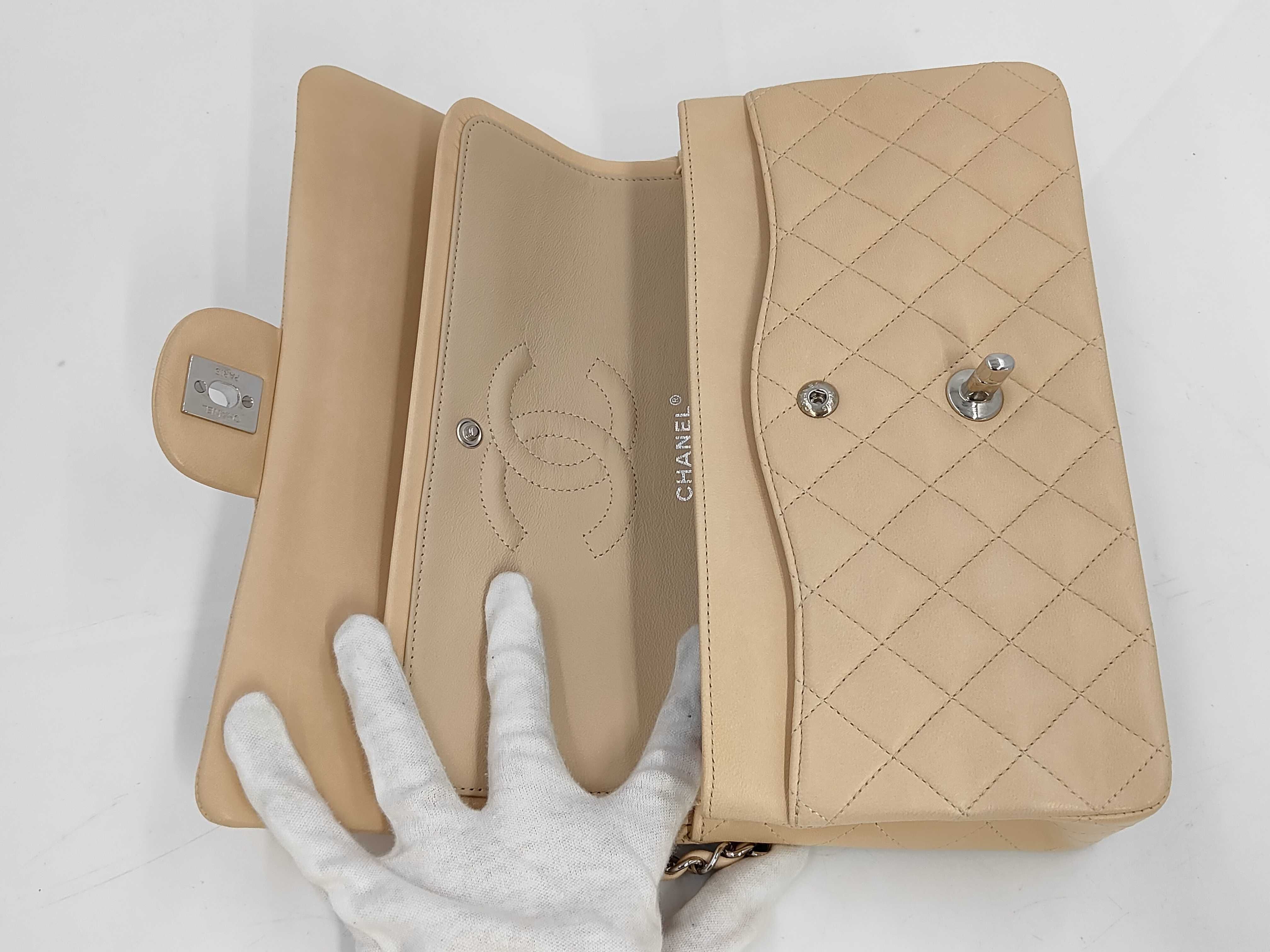 W-Flap 25 Chain Shoulder Bag, Matelassé Lambskin, Beige, SS Shoulder Bag — view 11
