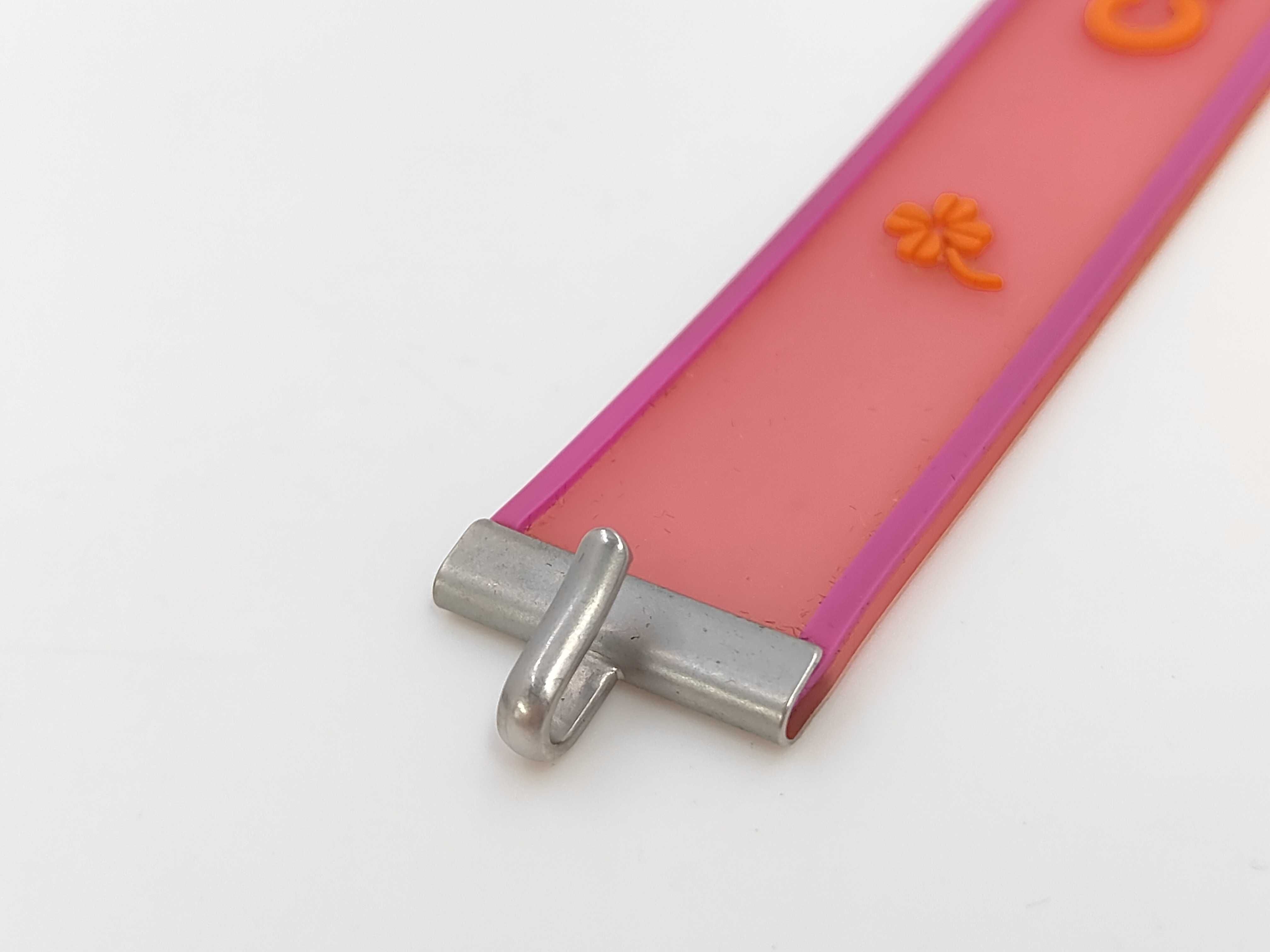 rubber bracelet and other accessories — view 4