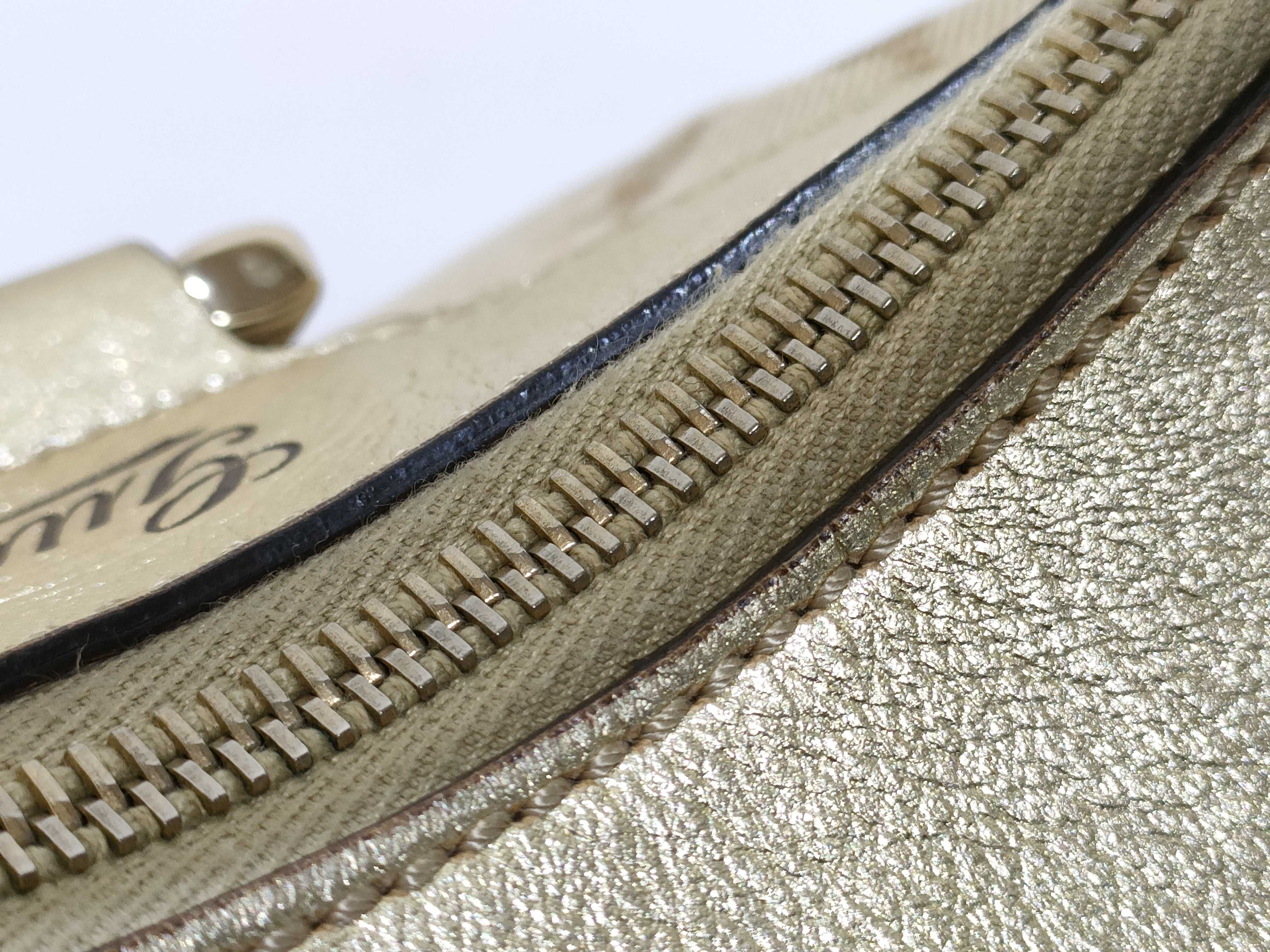 GG Canvas Handbag — view 8