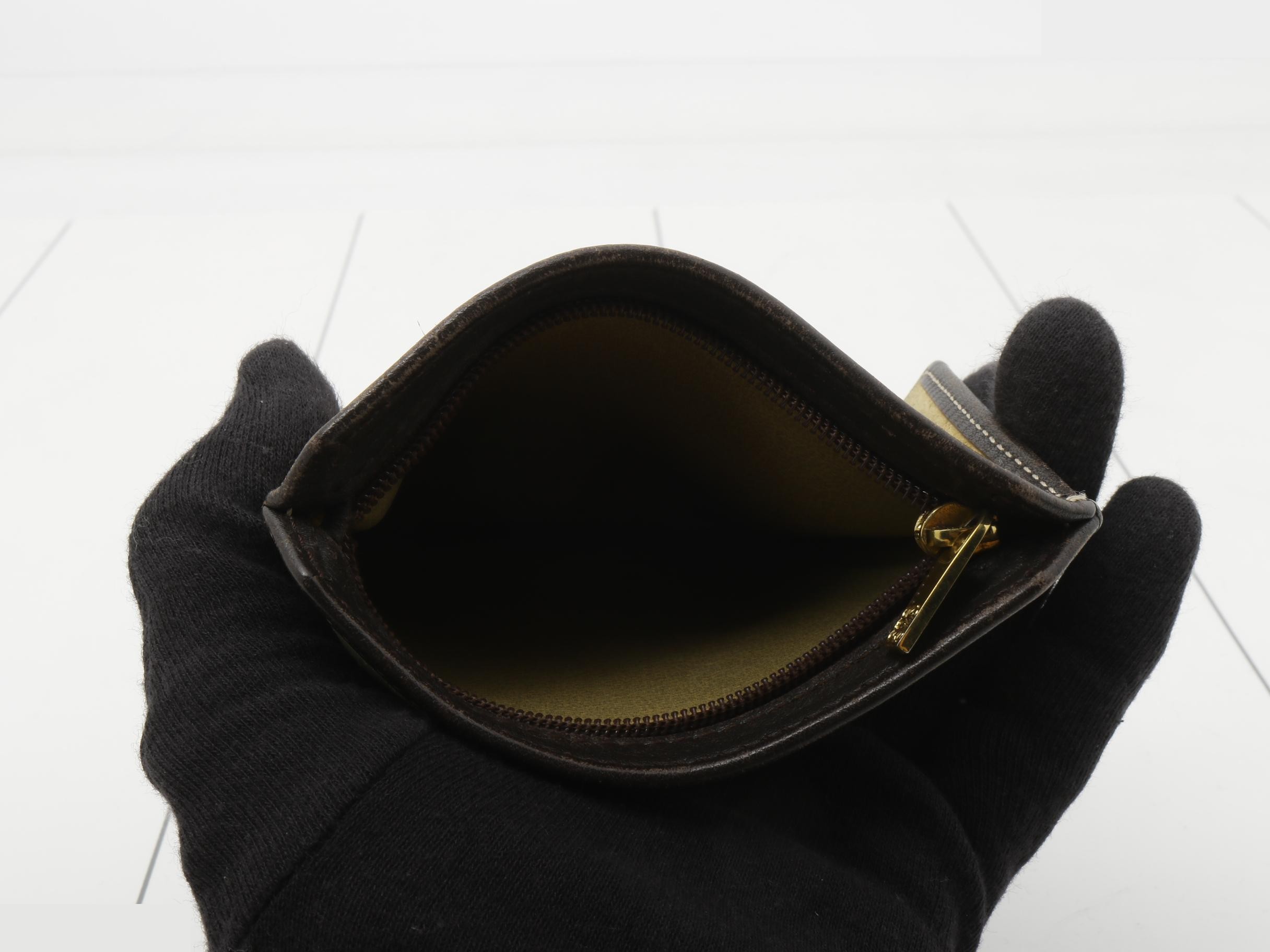 Suede coin case — view 4
