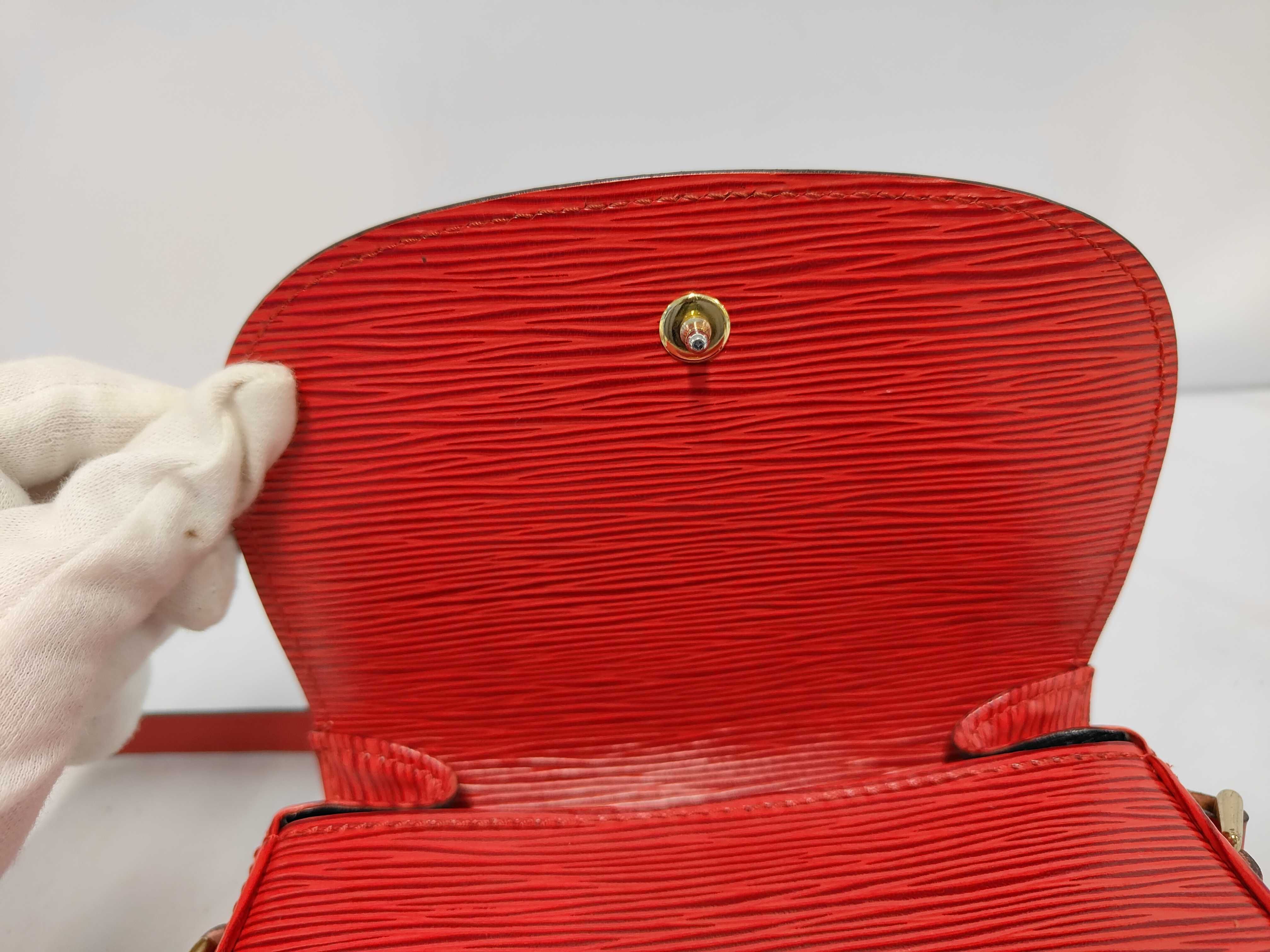 Epi Mini Saint Cloud Red Shoulder Bag — view 9