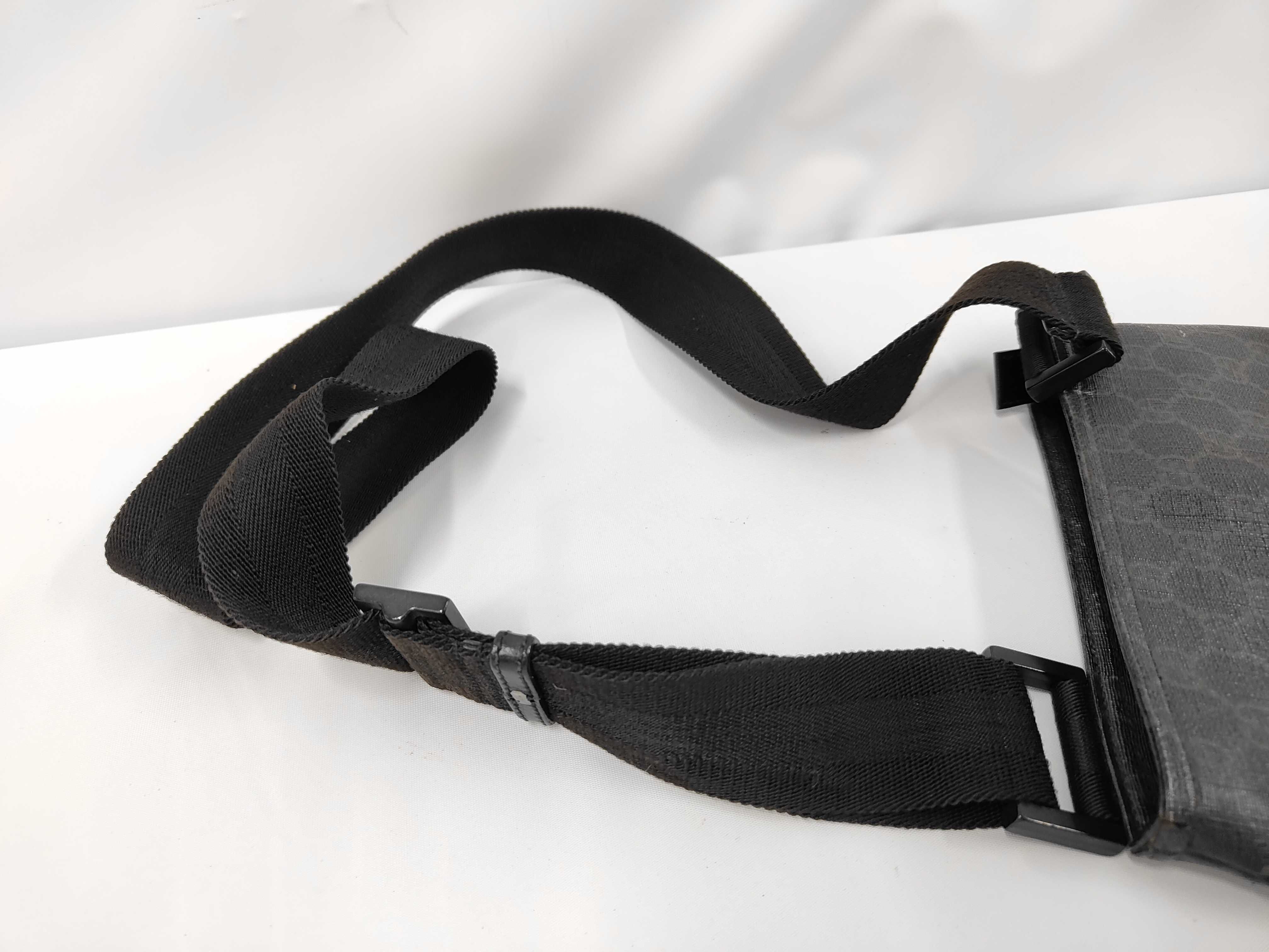 GG Supreme 162904 Shoulder Bag — view 5