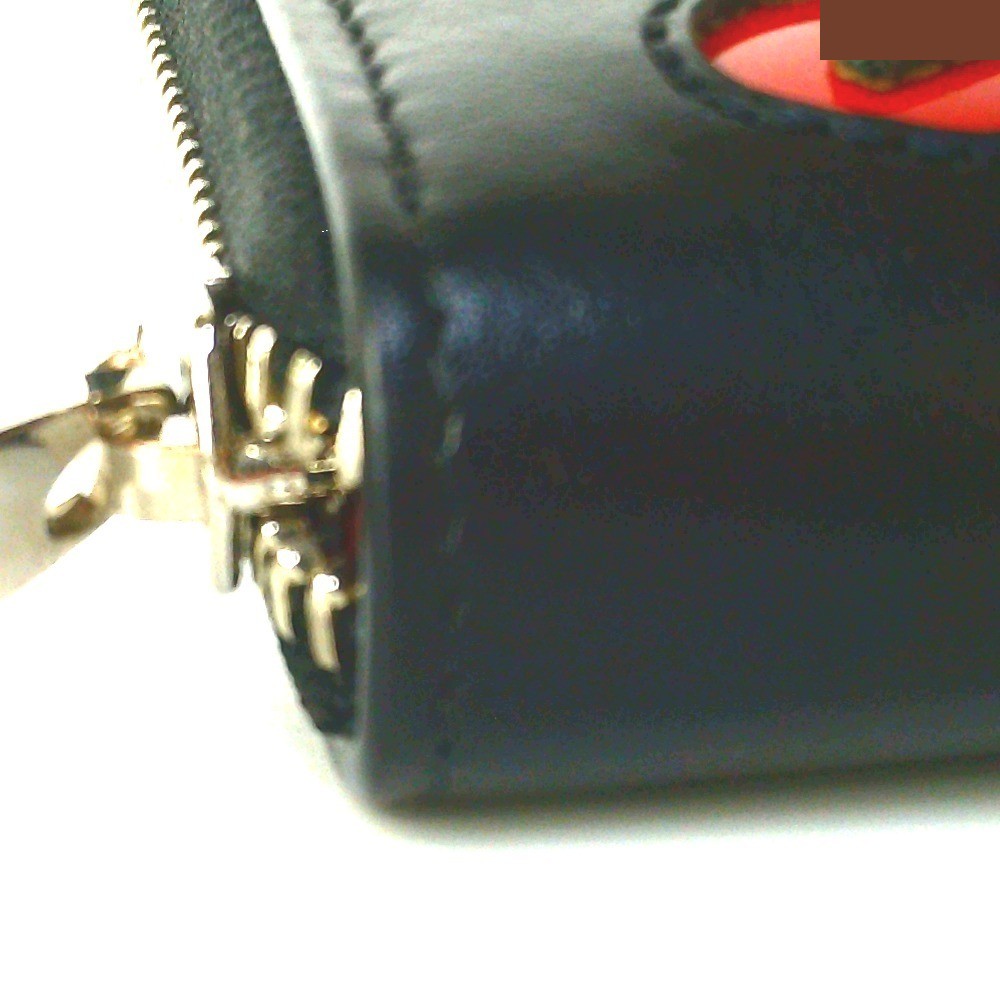 Other lines: Bags and Wallets — view 10