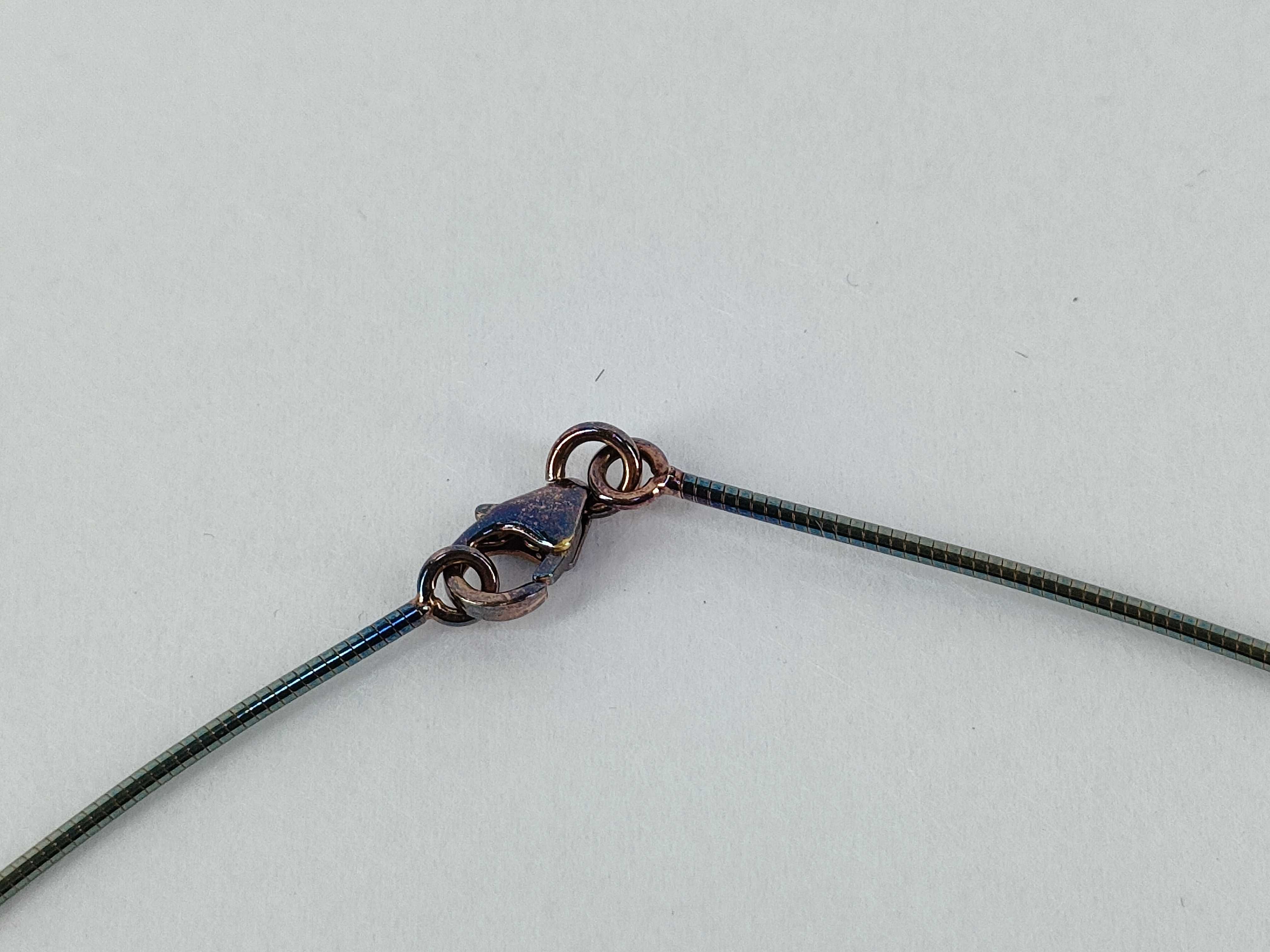 Pop H Necklace — view 4