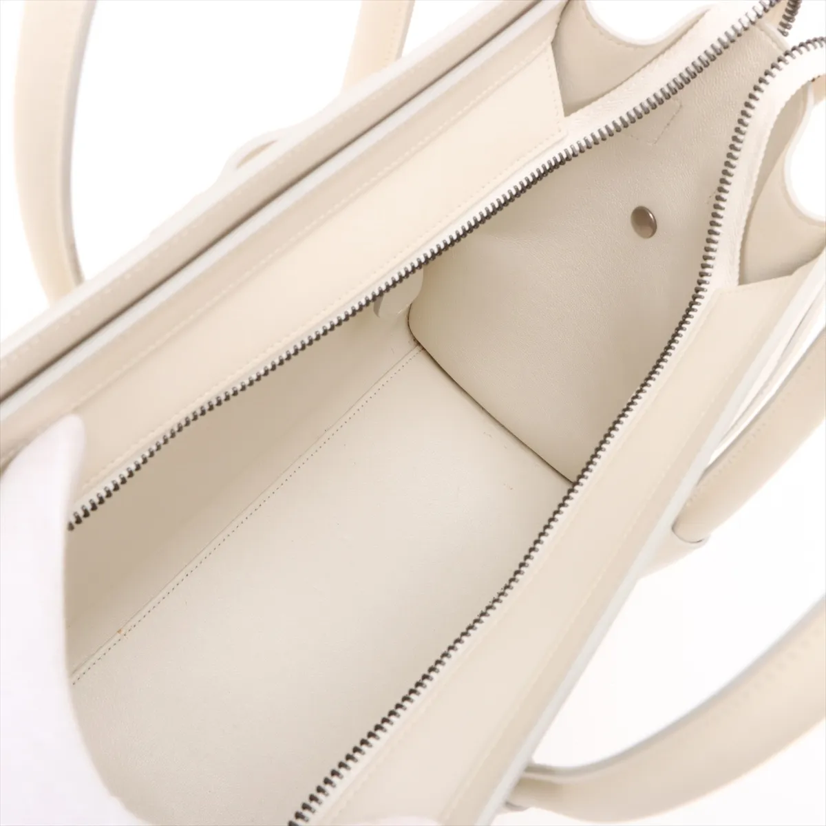 Luggage Micro Shopper Leather 2WAY Handbag White — view 6
