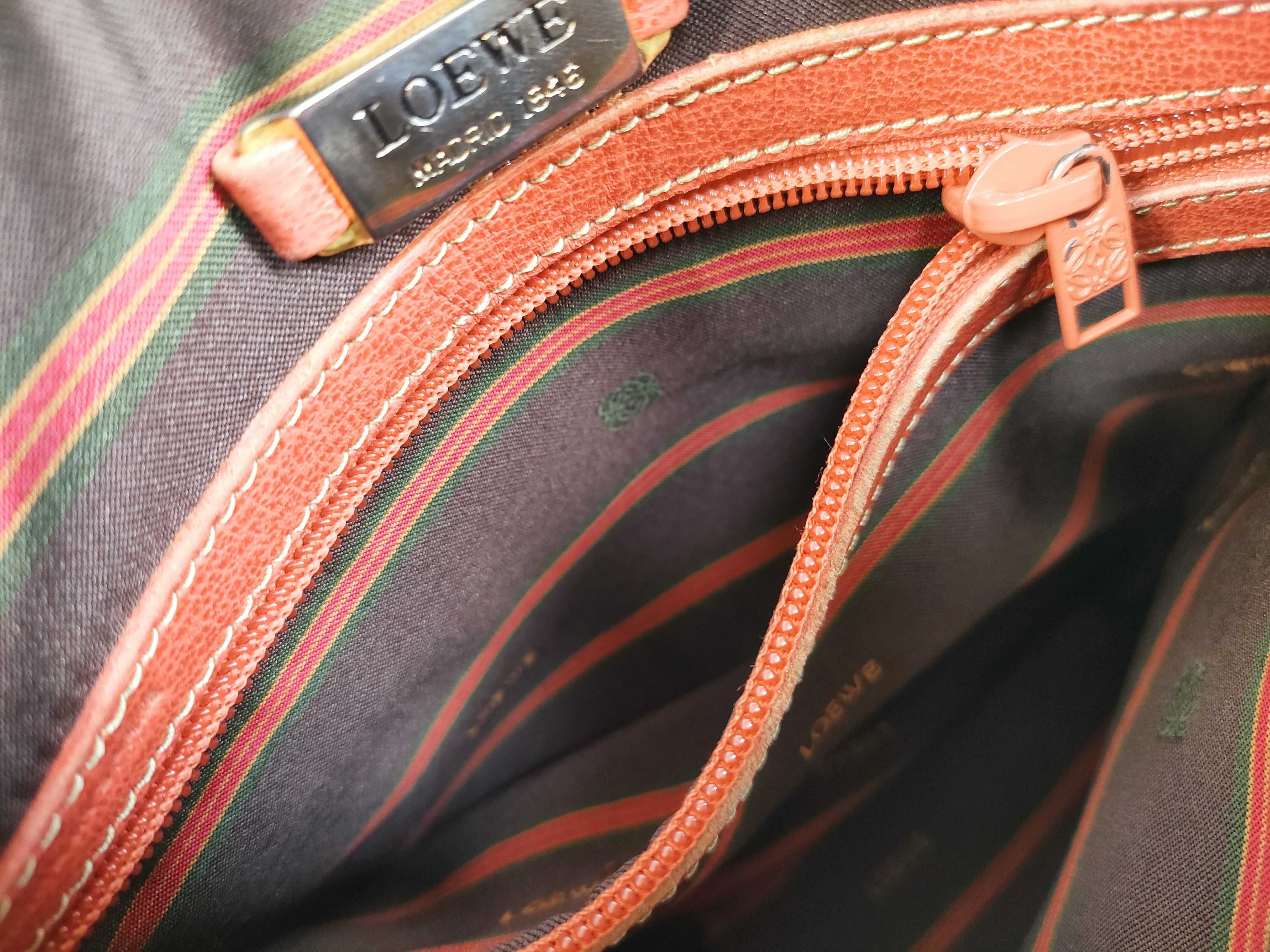 Velázquez Handbag, Clutch Bag with Twist Clasp — view 11