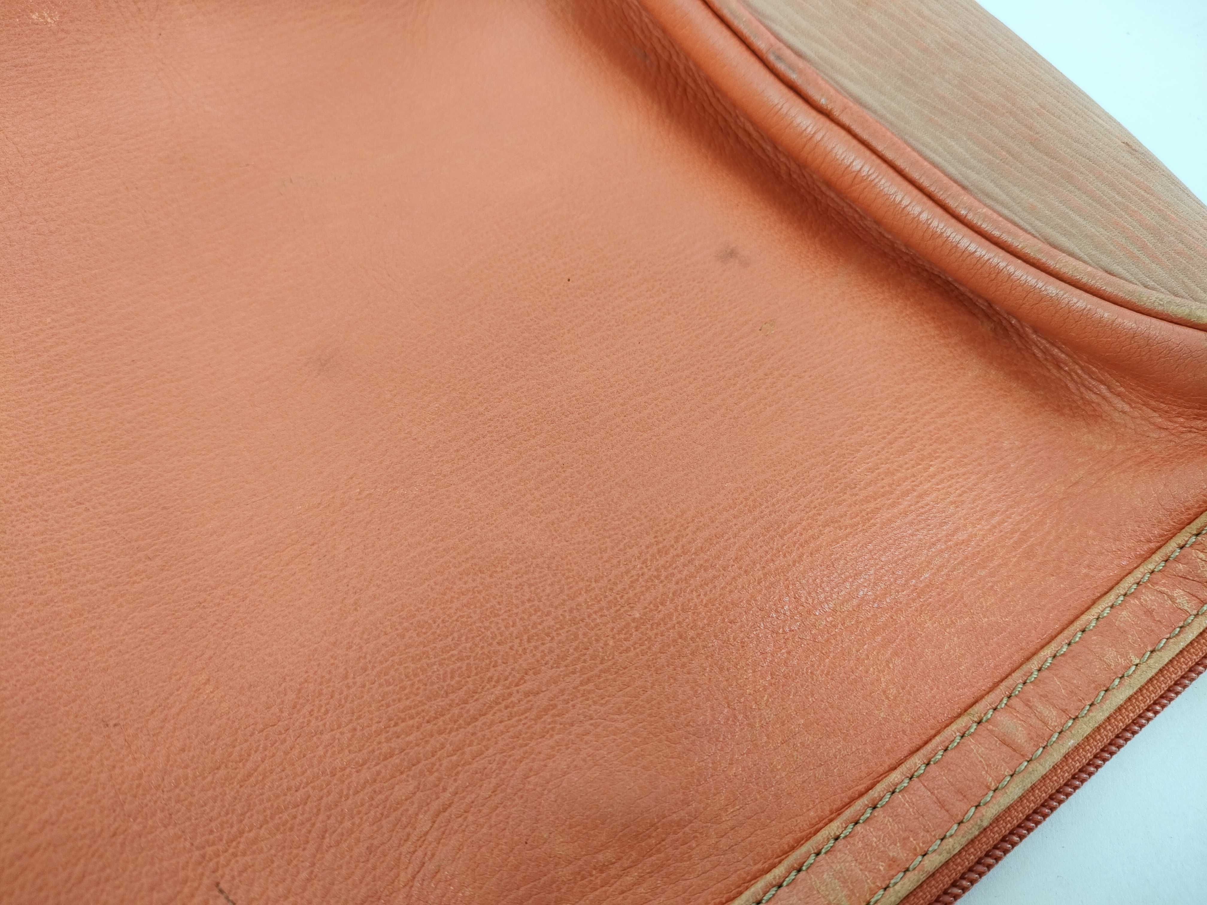 Velázquez Handbag, Clutch Bag with Twist Clasp — view 13