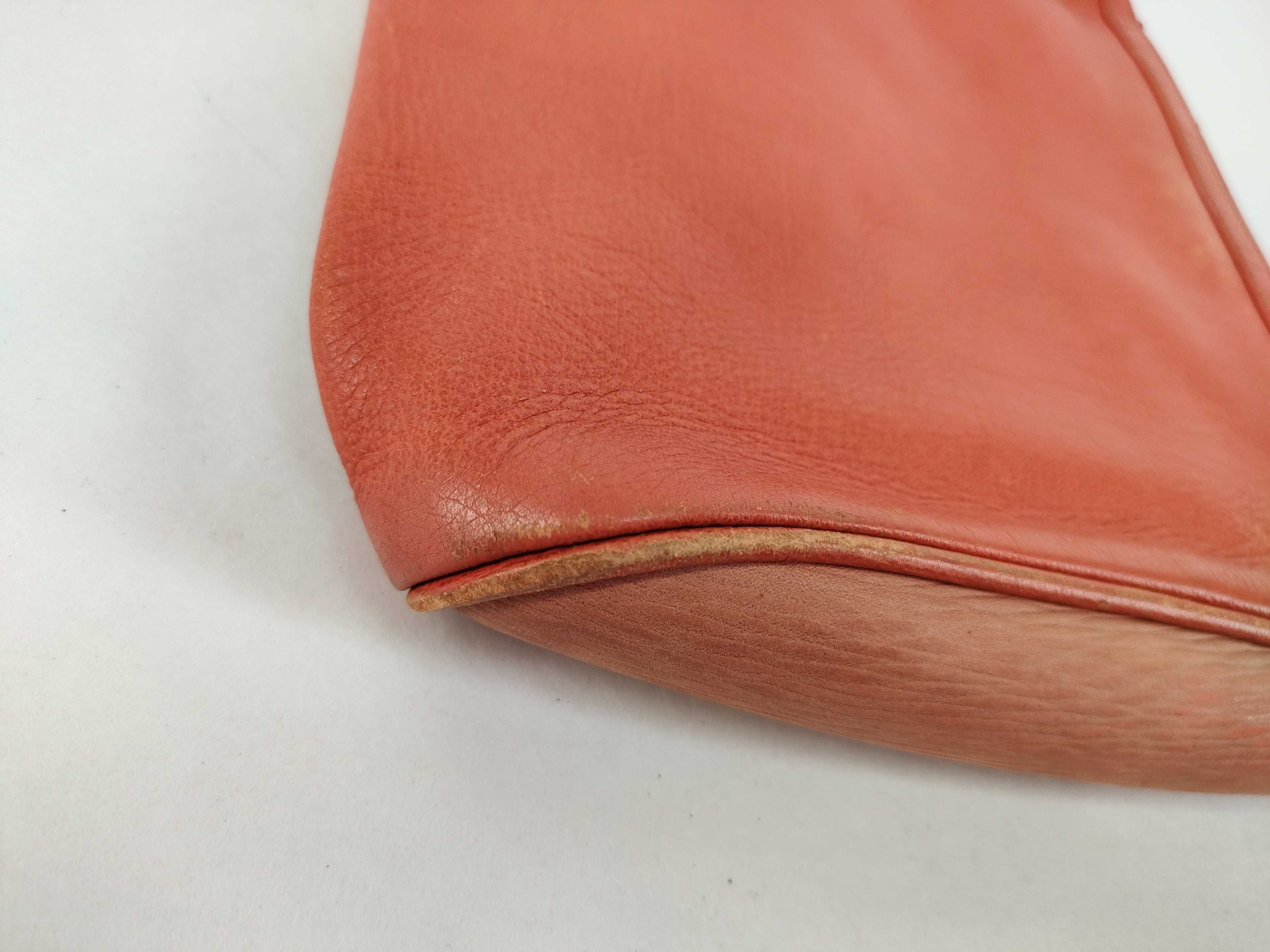 Velázquez Handbag, Clutch Bag with Twist Clasp — view 6