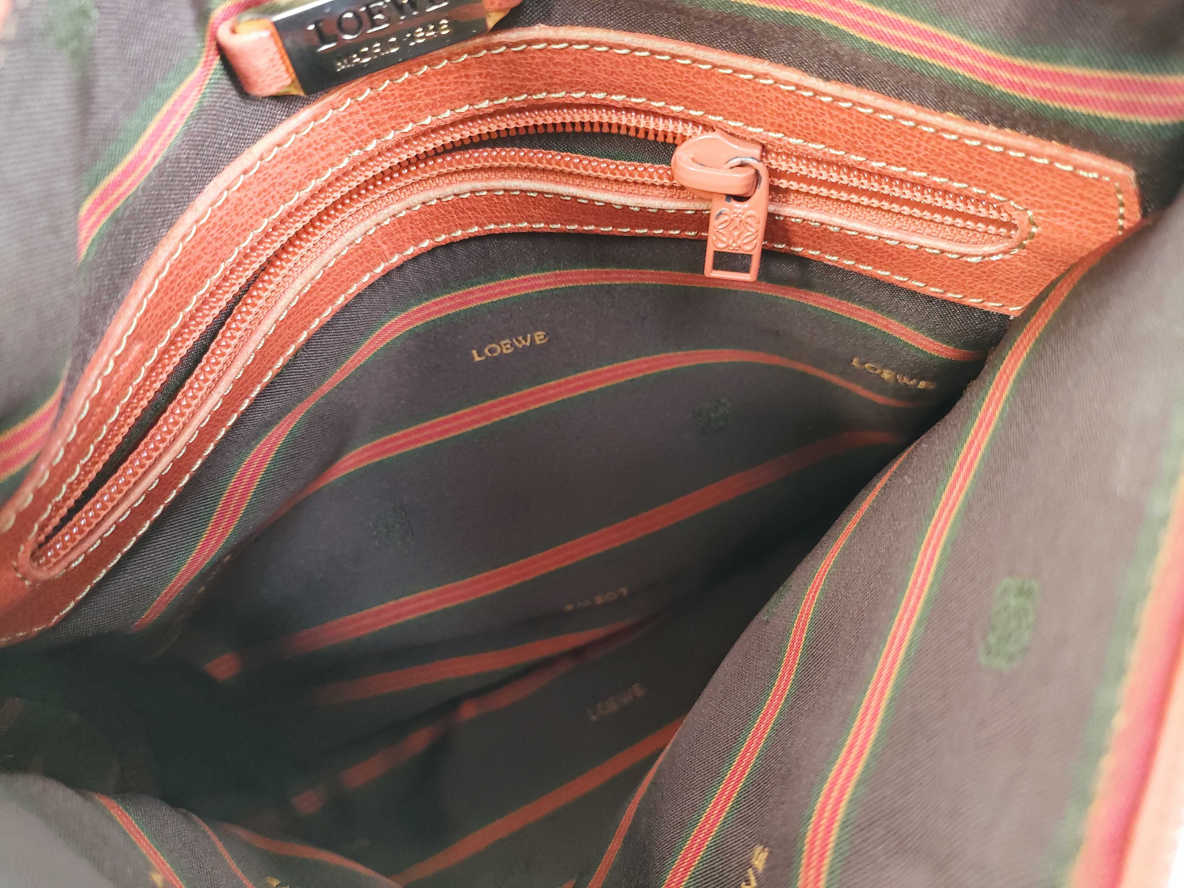 Velázquez Handbag, Clutch Bag with Twist Clasp — view 9