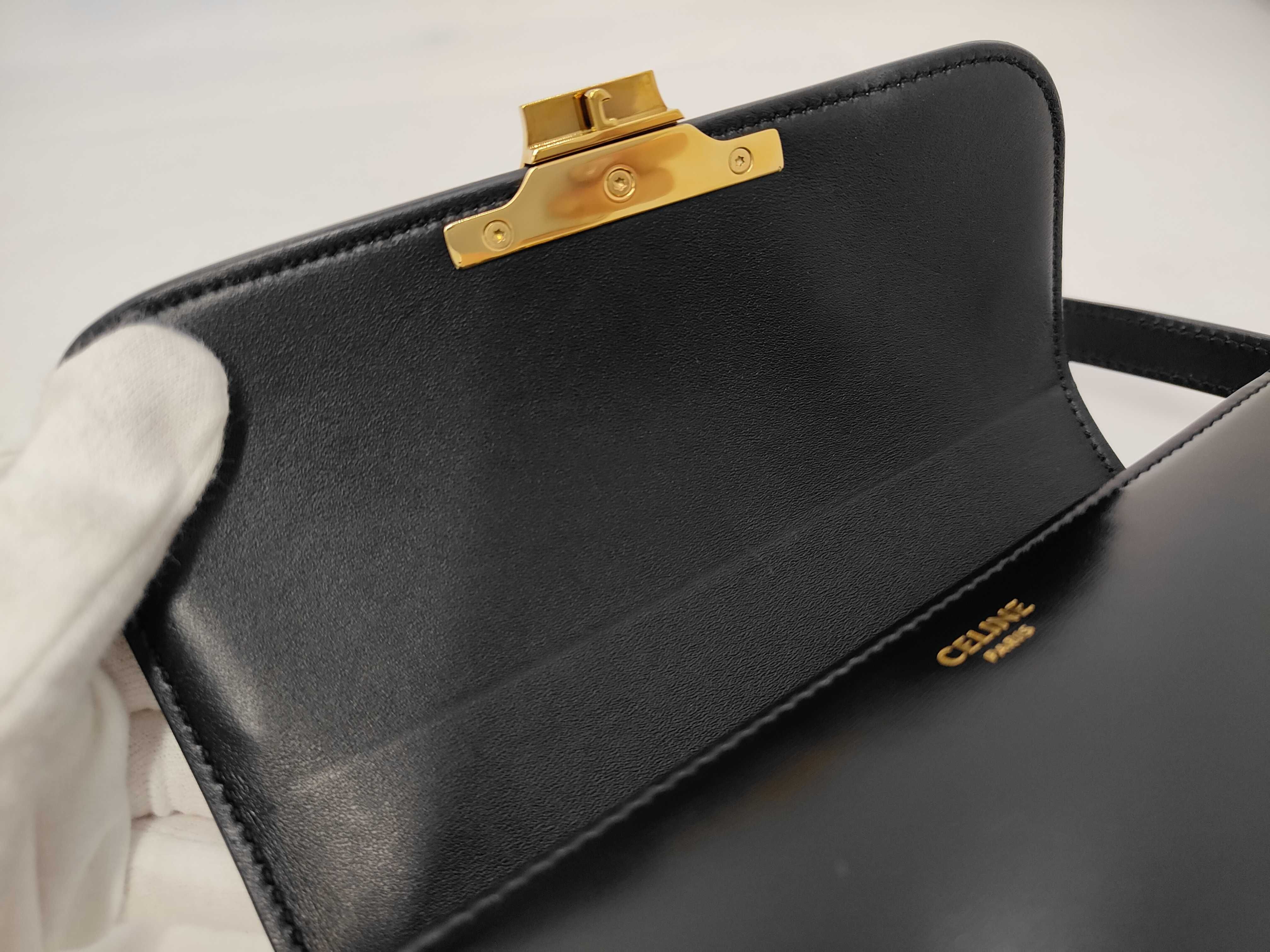 unused, stored item. Official website retail price: ¥583,000. Model number: 188423BF4.38NO. Teen Triomphe bag / Shiny calfskin shoulder bag. — view 8