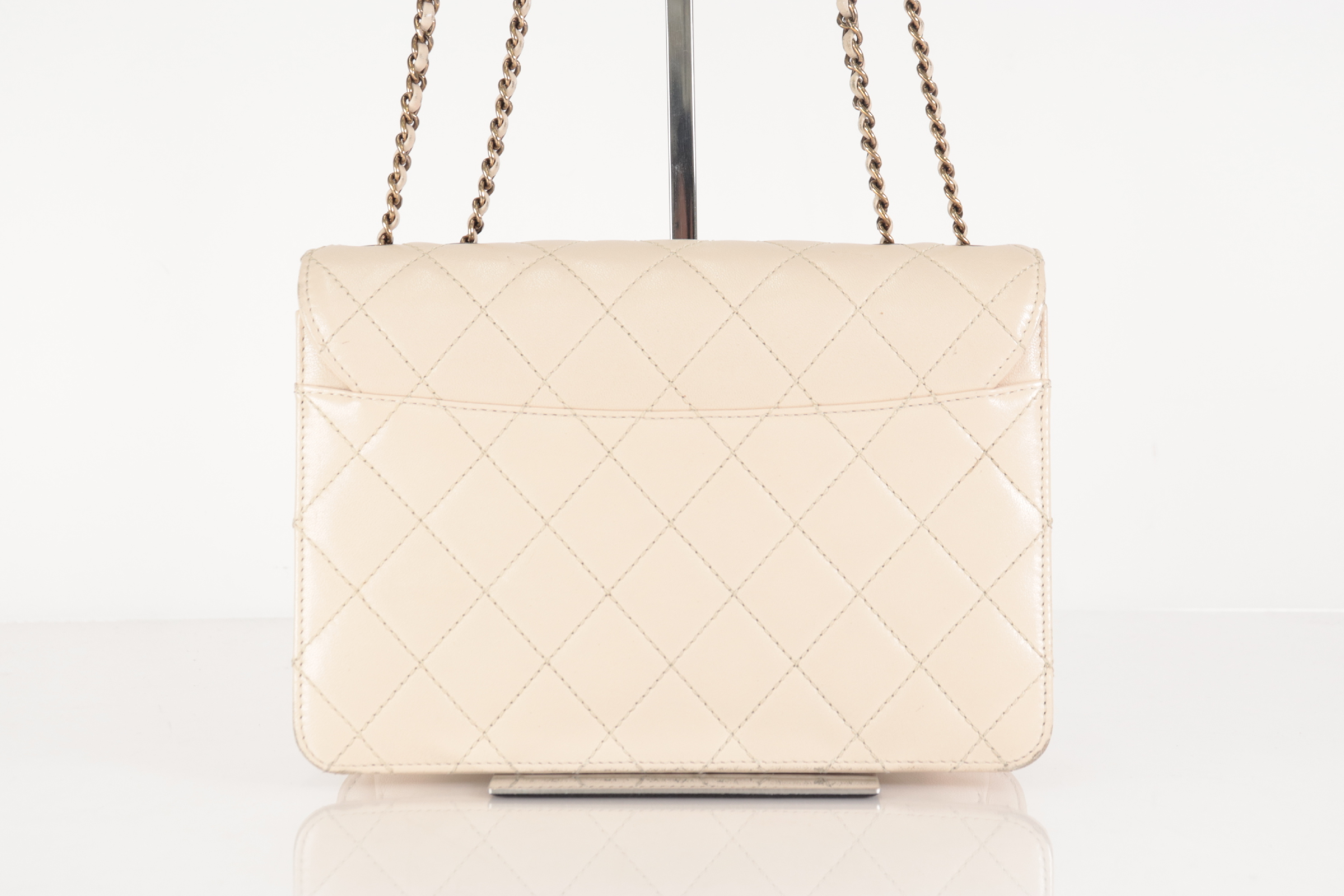 Matelassé Lambskin Beauty Lock Chain Shoulder Bag (Serial Number 22) — view 3