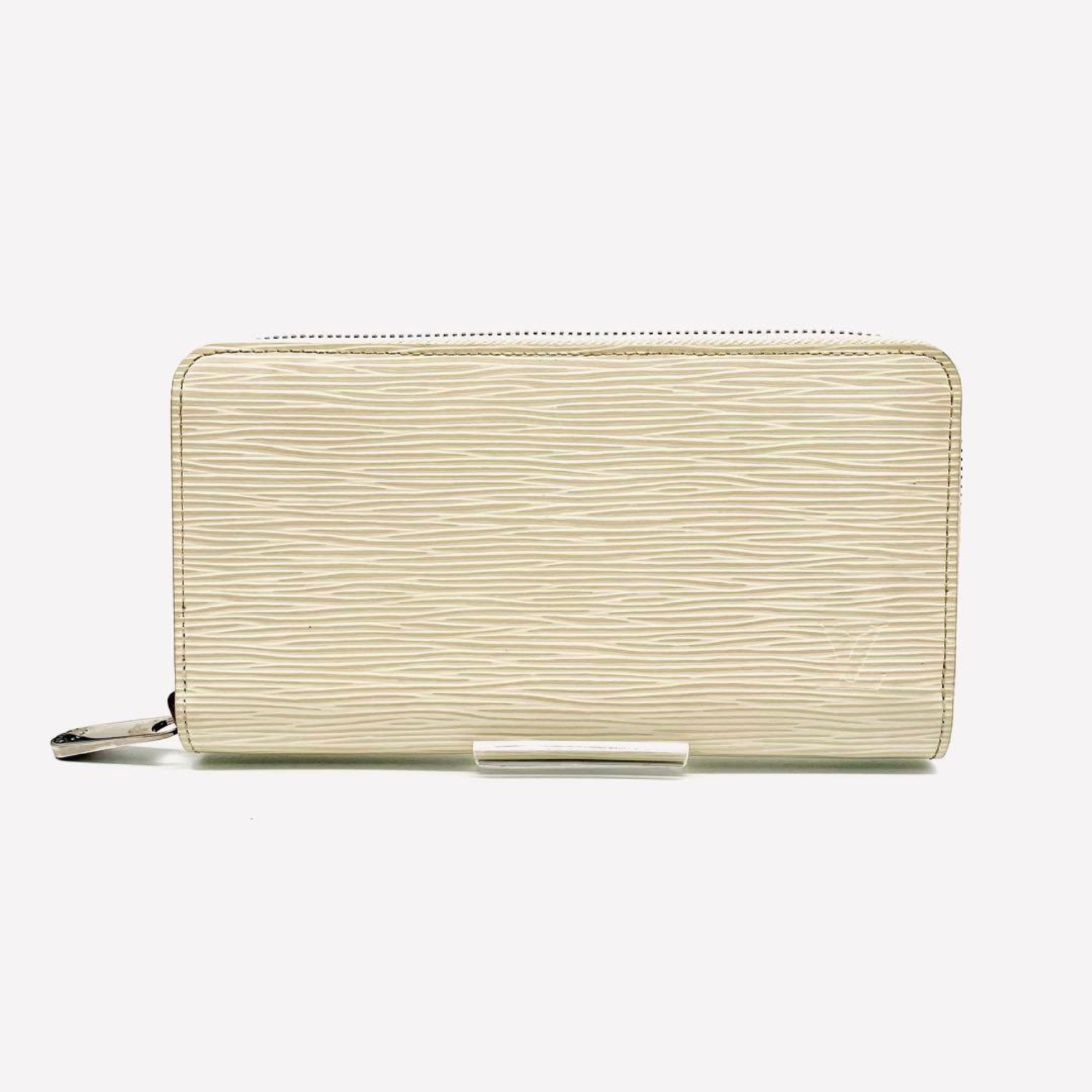 Epi Zippy Wallet Long Wallet White Wallet